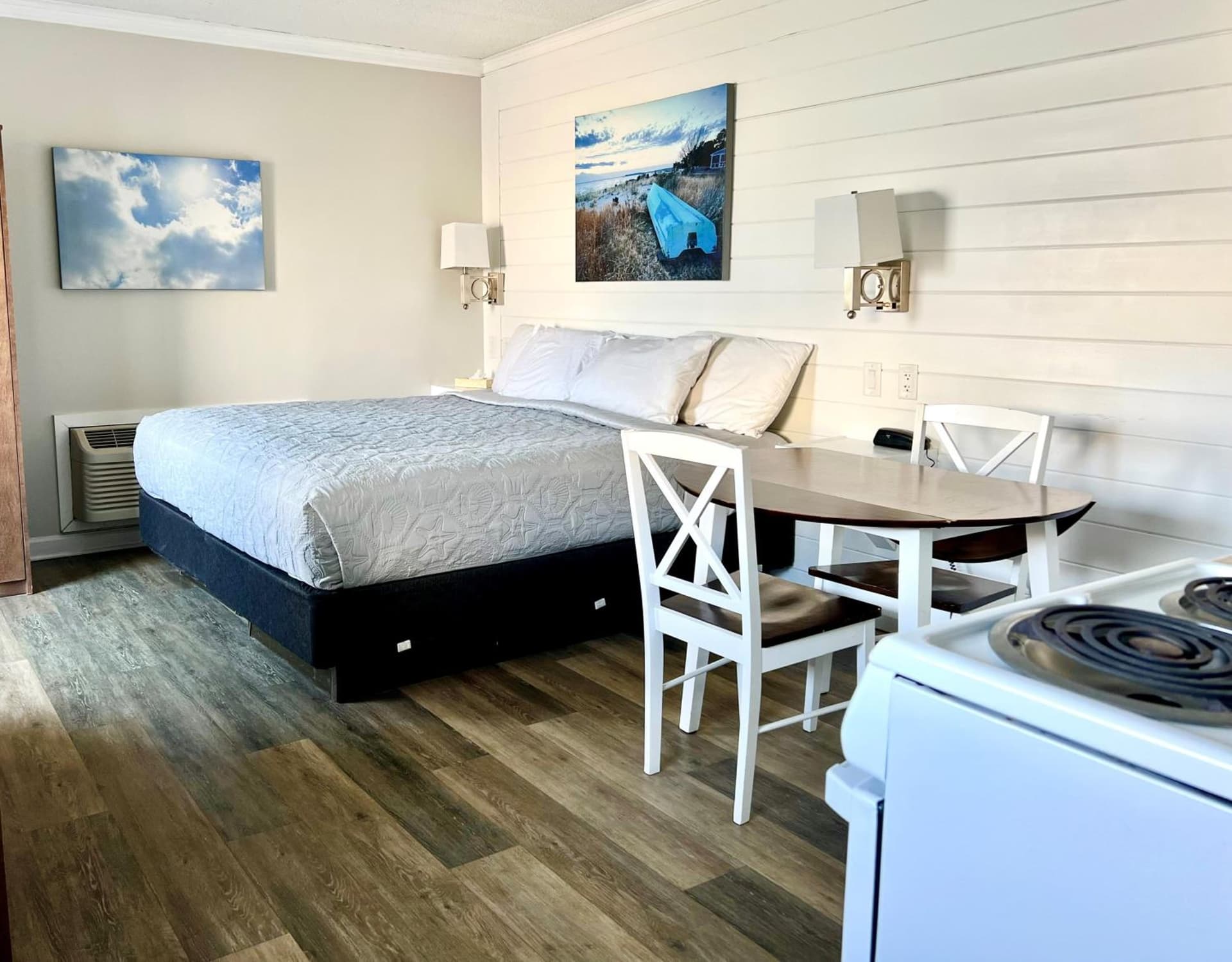 Atlantic Oceanside Dewey gallery photo in Dewey Beach, DE — image 31