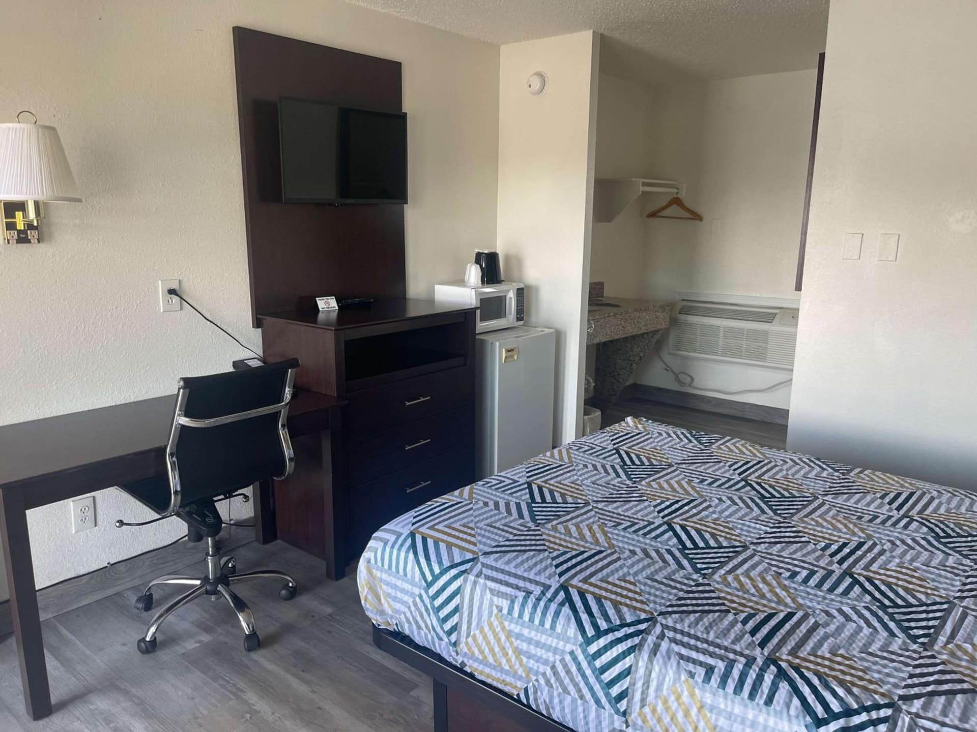 Motel 6 Hermiston, OR - Umatilla property views in Hermiston, OR — gallery photo 3