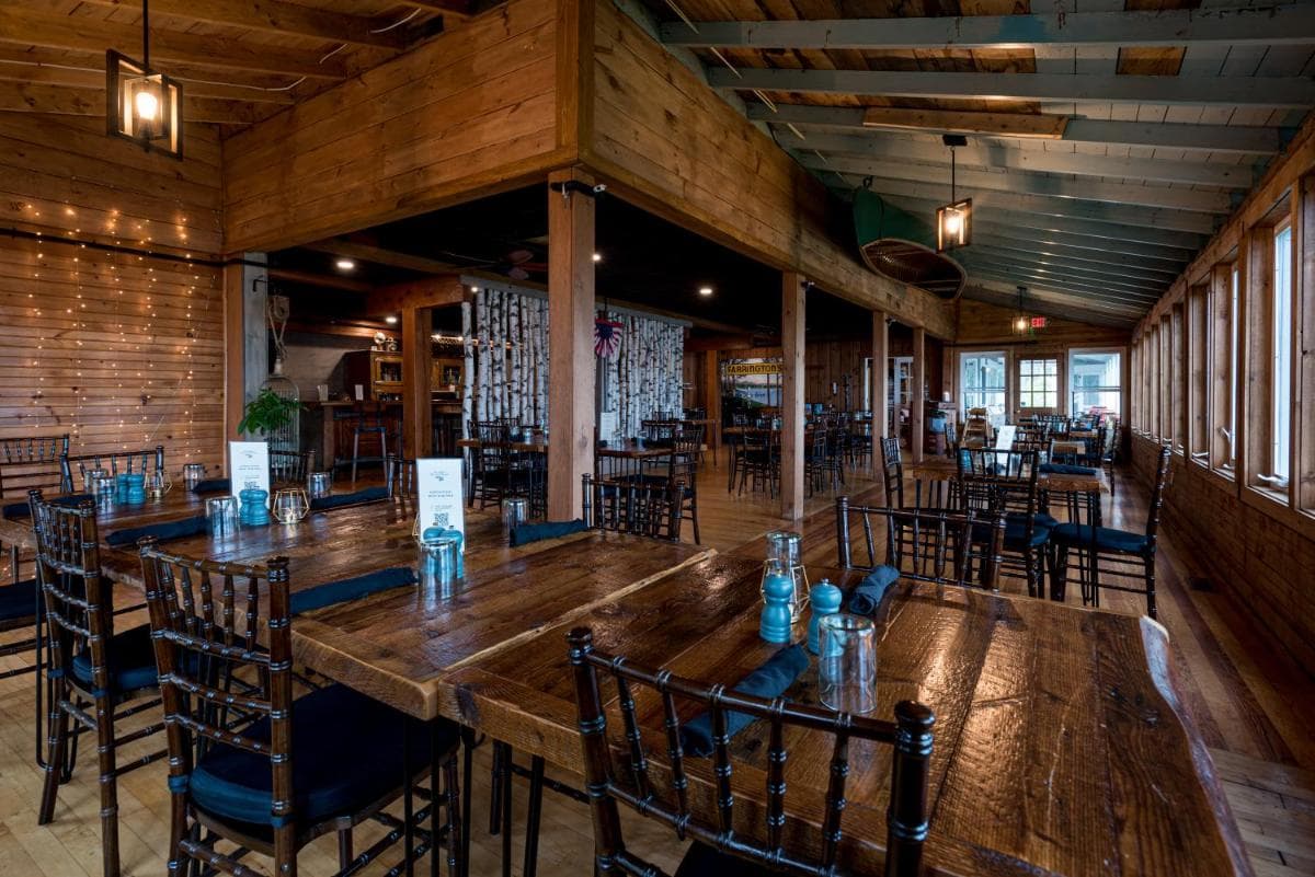 The Lodge at Pleasant Point interior in Lovell — gallery photo 2