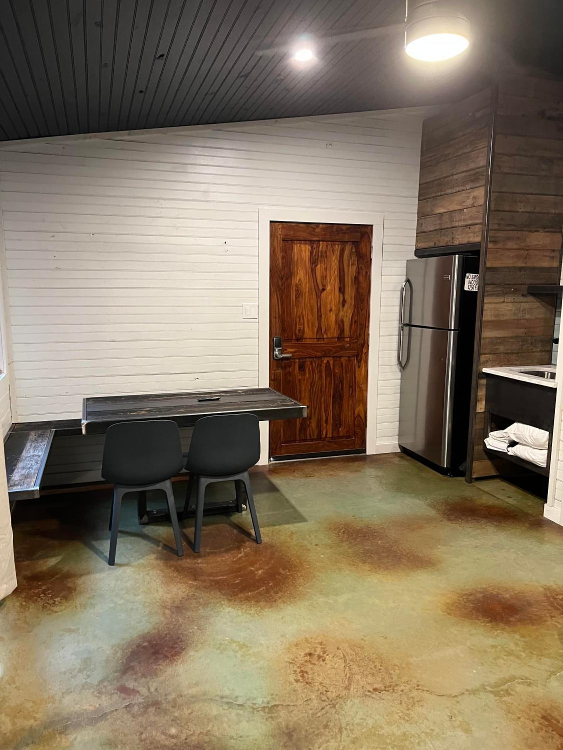 Hideout on the Horseshoe property views in Canyon Lake, TX — gallery photo 3