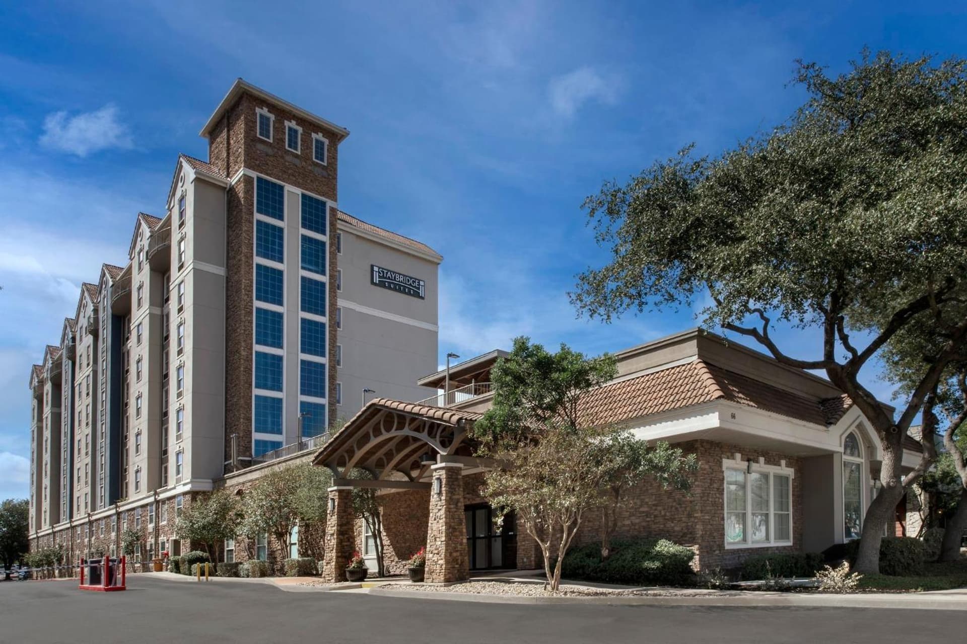 Staybridge Suites San Antonio Airport by IHG — hotel in San Antonio, Texas