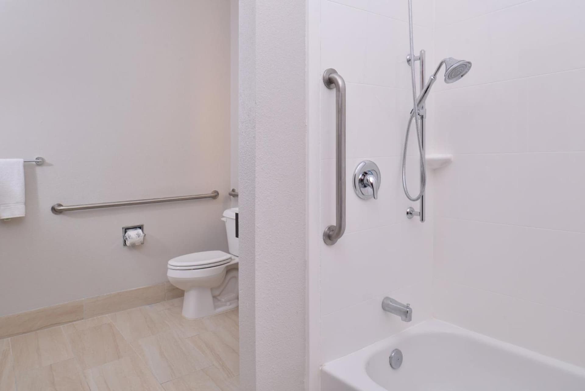 Holiday Inn Express & Suites Corpus Christi-N Padre Island by IHG gallery photo in Corpus Christi, TX — image 15