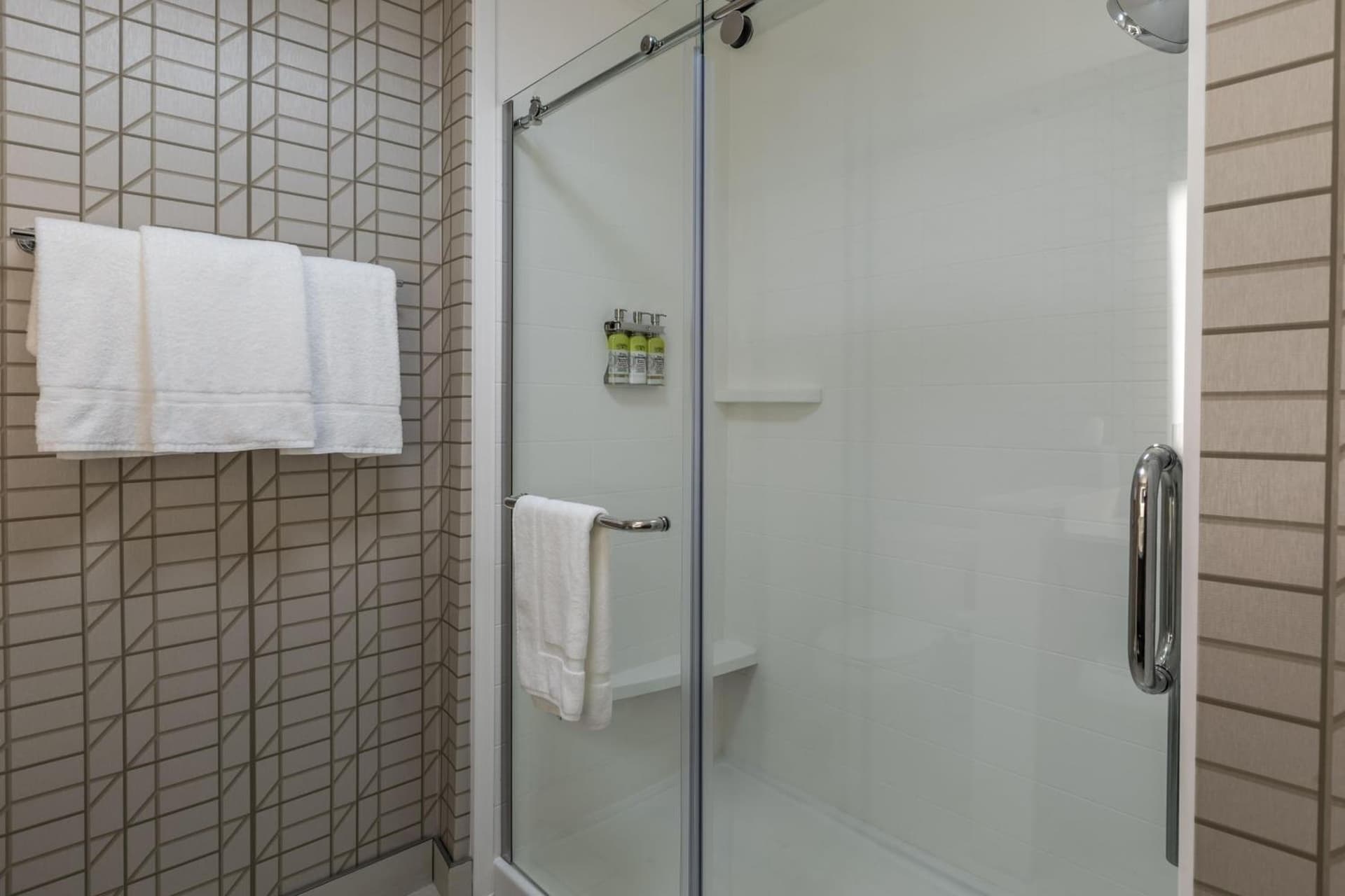 Holiday Inn Express & Suites Gainesville - Lake Lanier Area by IHG gallery photo in Gainesville, GA — image 49