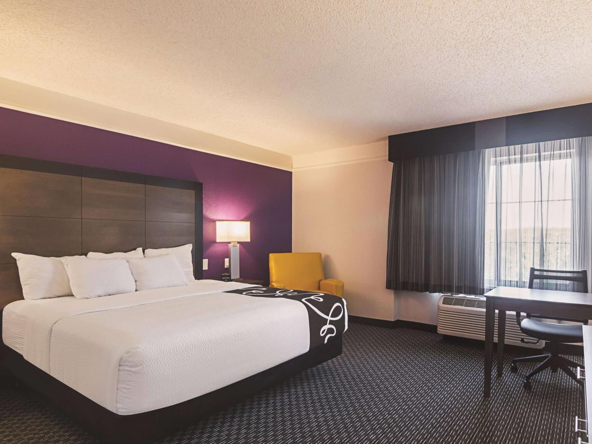 La Quinta by Wyndham Oklahoma City - NW Expwy gallery photo in Oklahoma City, OK — image 51