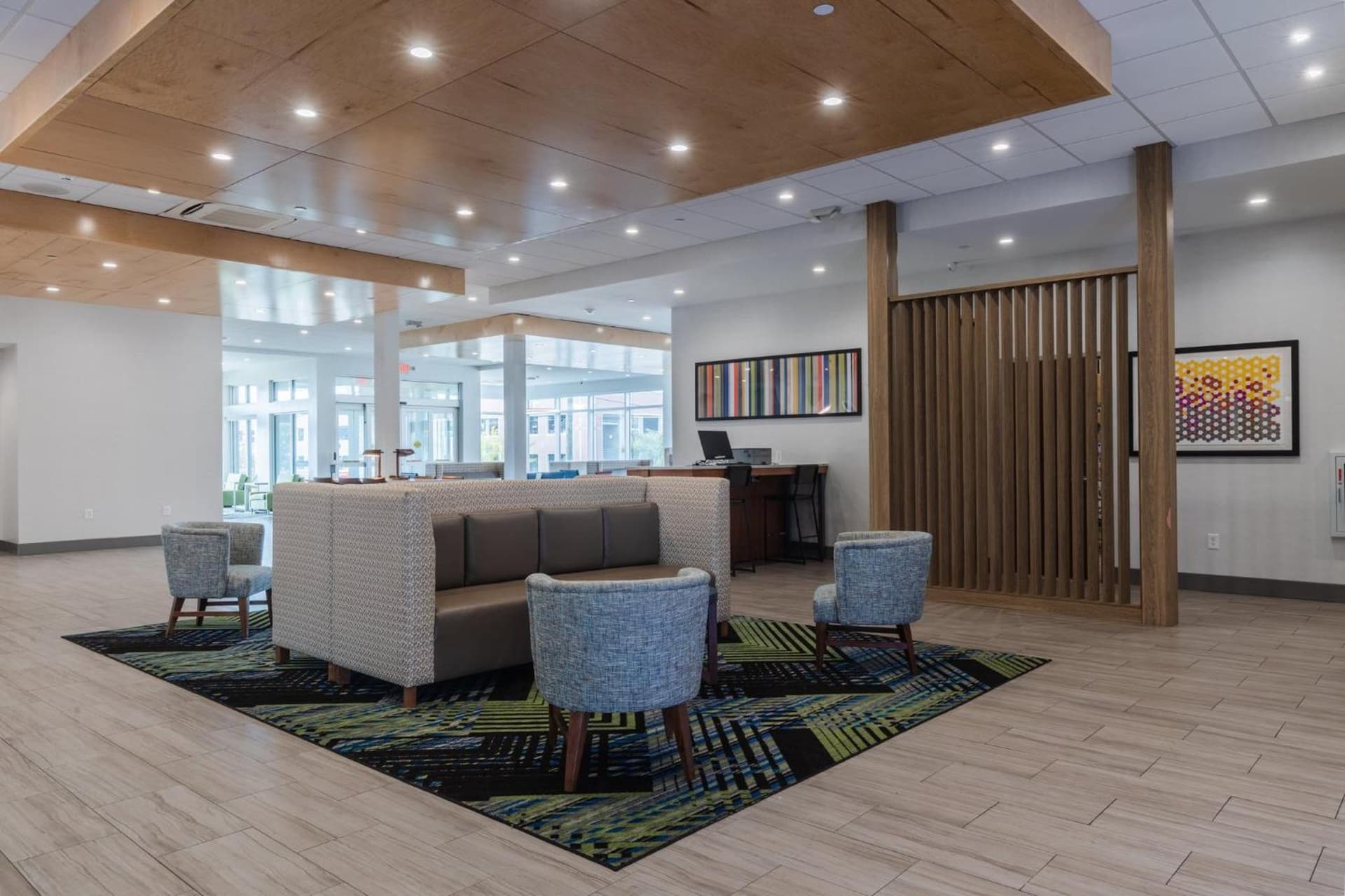 Holiday Inn Express & Suites Columbia Downtown The Vista by IHG gallery photo in Columbia, SC — image 59