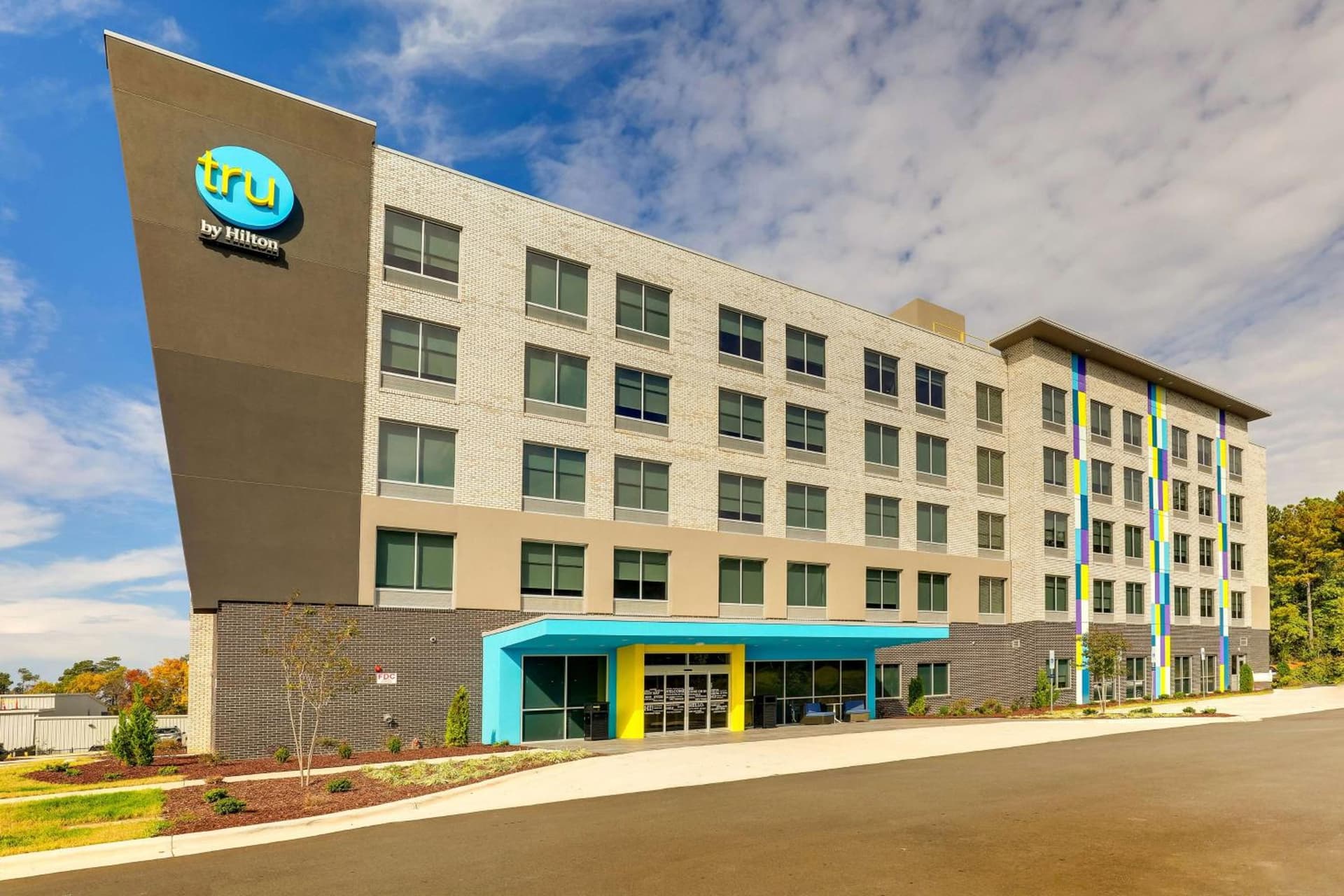 Tru By Hilton Raleigh Garner featured exterior or lobby in Garner, NC — similar hotel