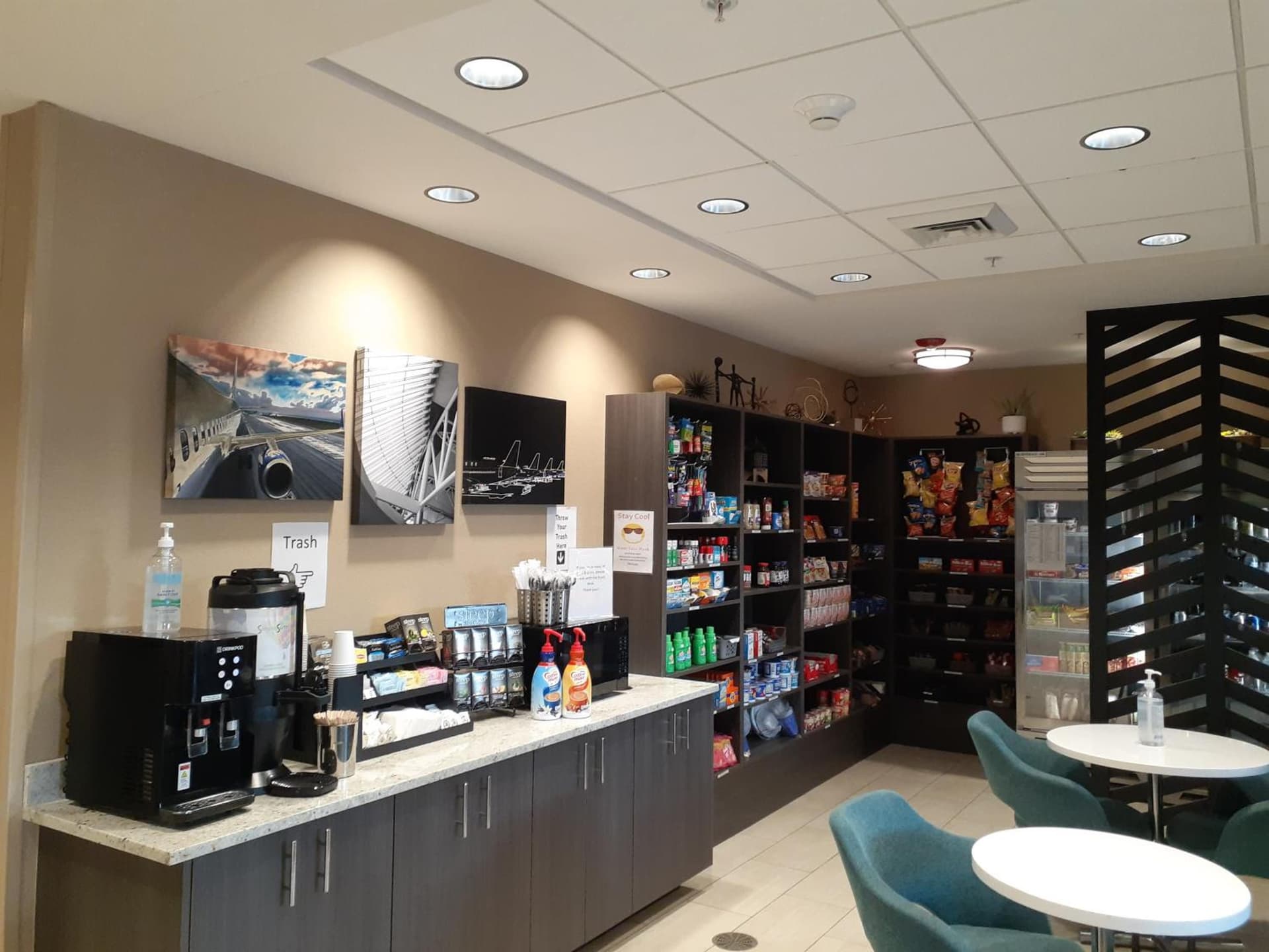 Simple Suites Boise Airport gallery photo in Boise, ID — image 34
