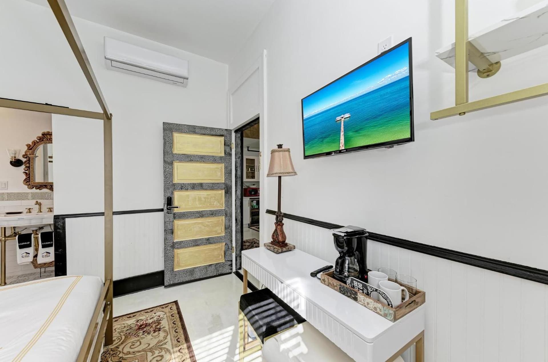 Prestige Collection, Hotel Boutique gallery photo in St Petersburg, FL — image 99