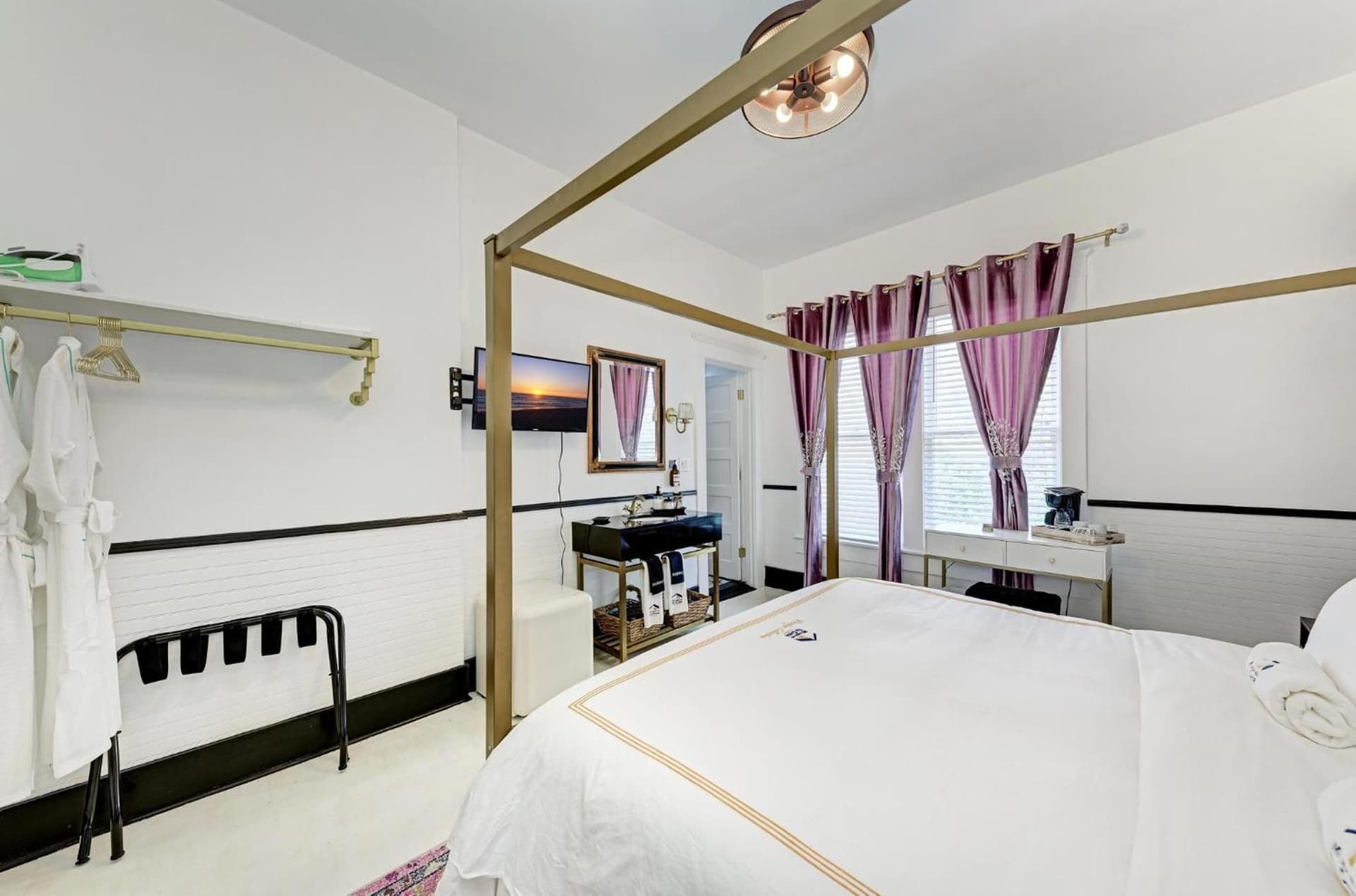Prestige Collection, Hotel Boutique gallery photo in St Petersburg, FL — image 82