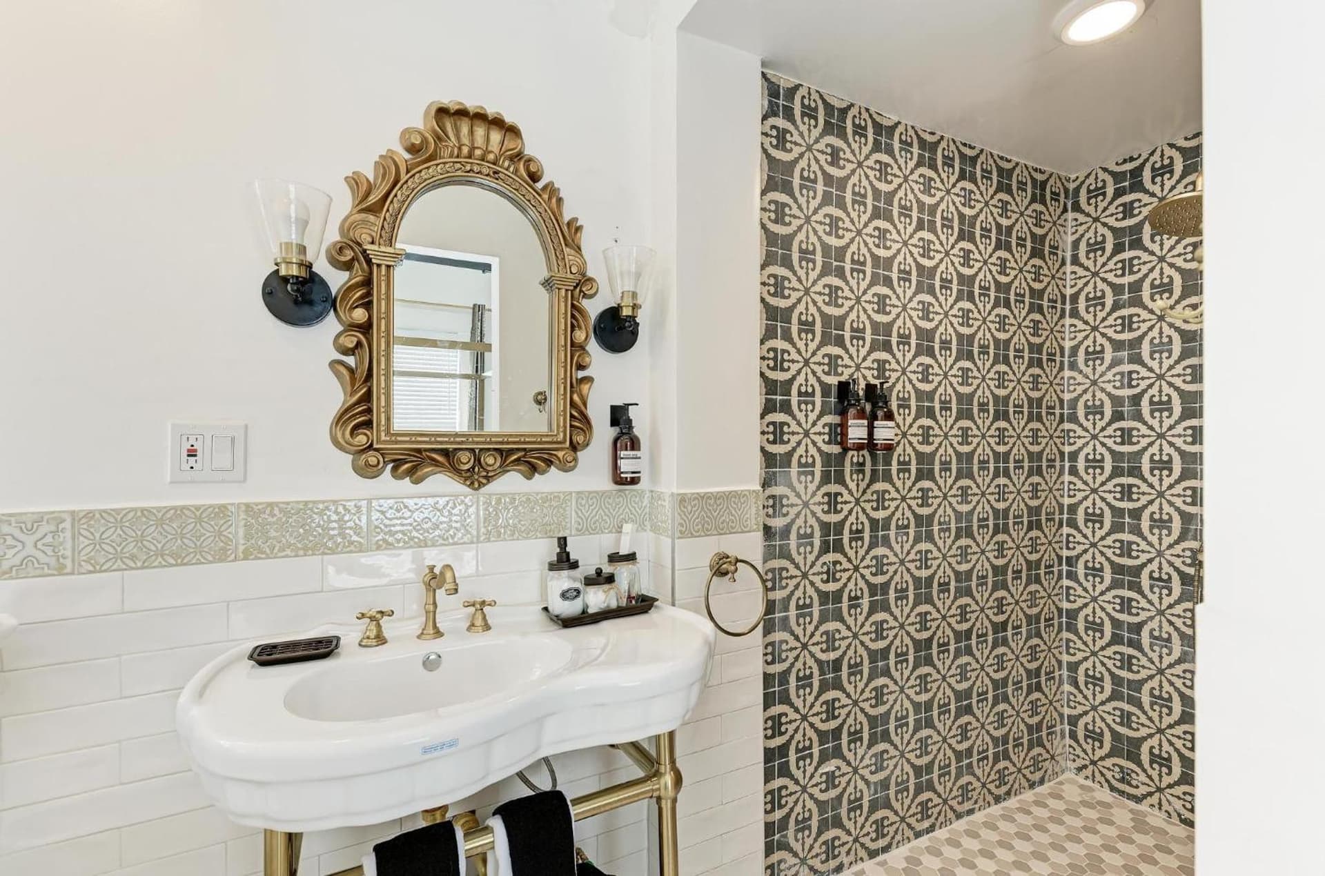 Prestige Collection, Hotel Boutique gallery photo in St Petersburg, FL — image 51