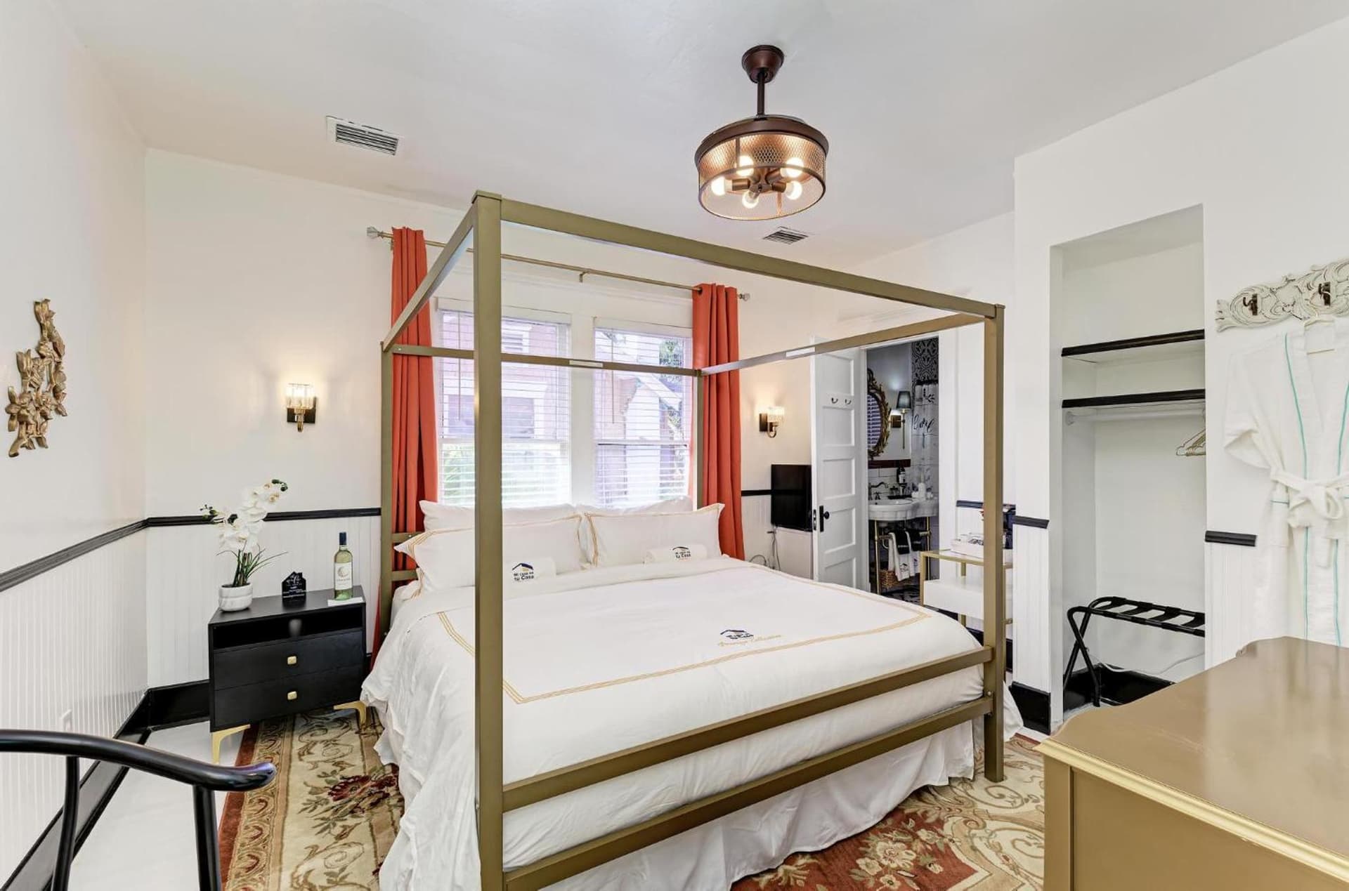 Prestige Collection, Hotel Boutique gallery photo in St Petersburg, FL — image 69