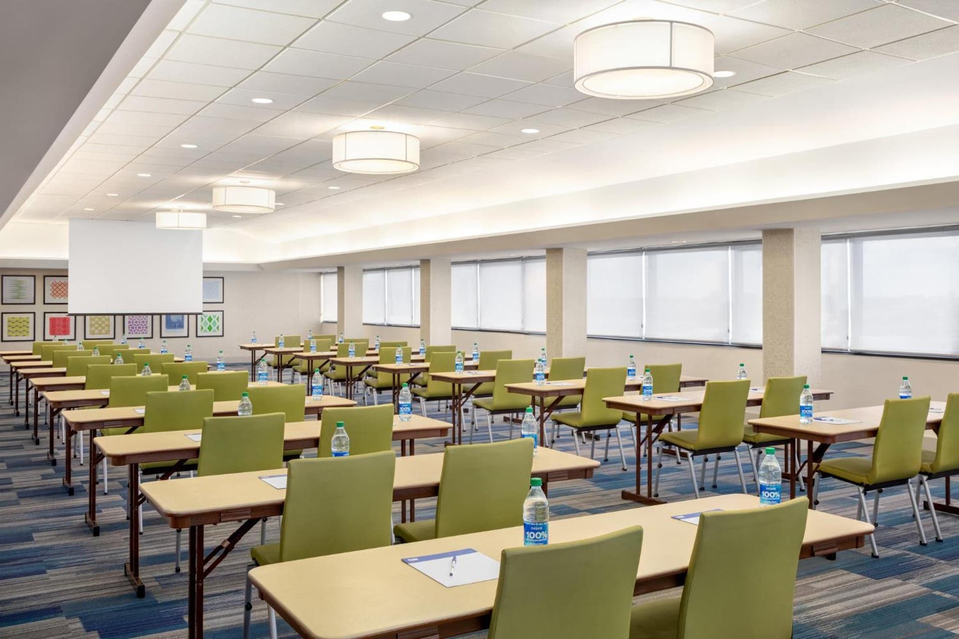 Holiday Inn Express - San Antonio Airport by IHG gallery photo in San Antonio, TX — image 19