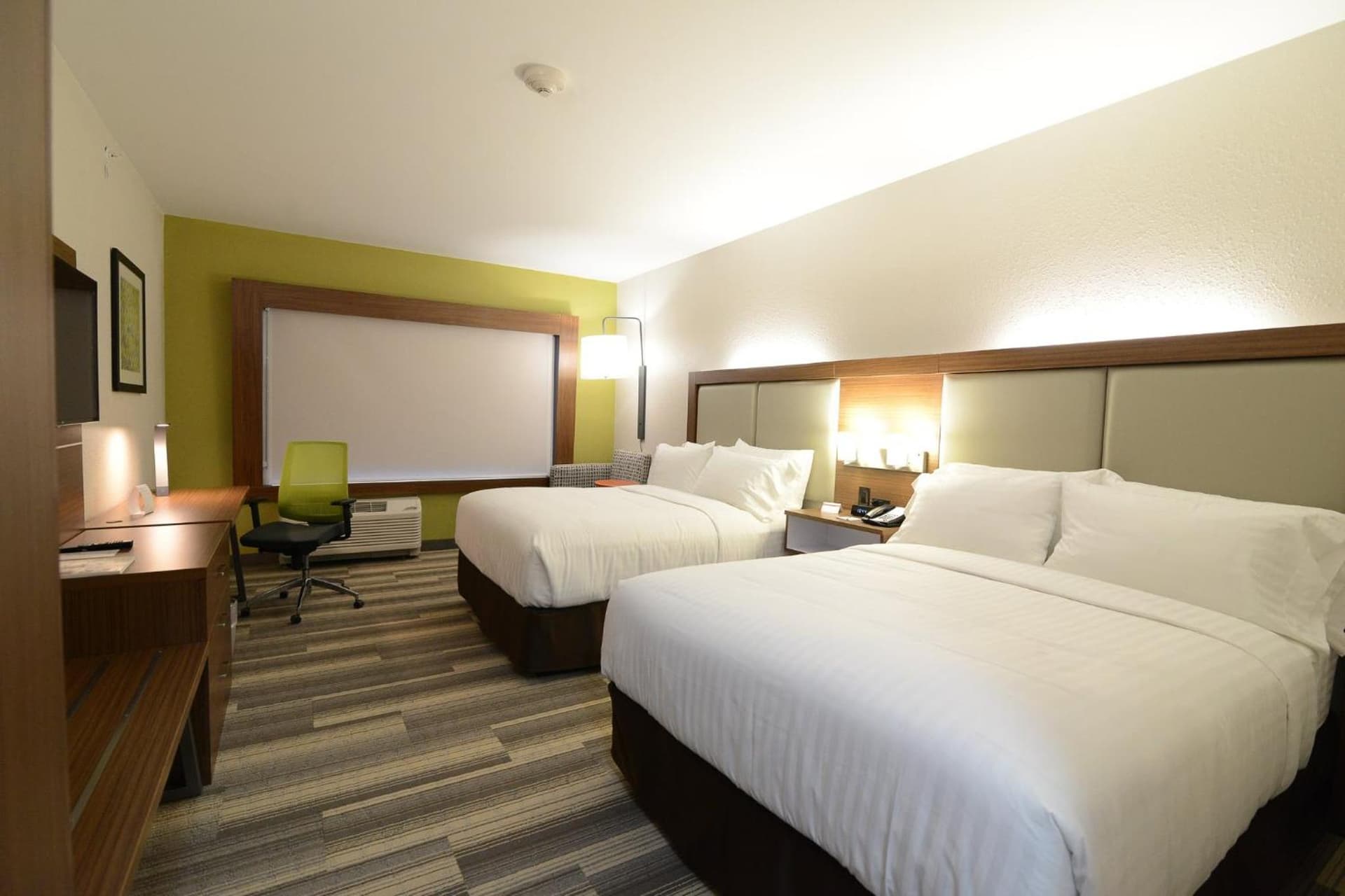 Holiday Inn Express & Suites Chicago North Shore - Niles by IHG gallery photo in Niles, IL — image 22