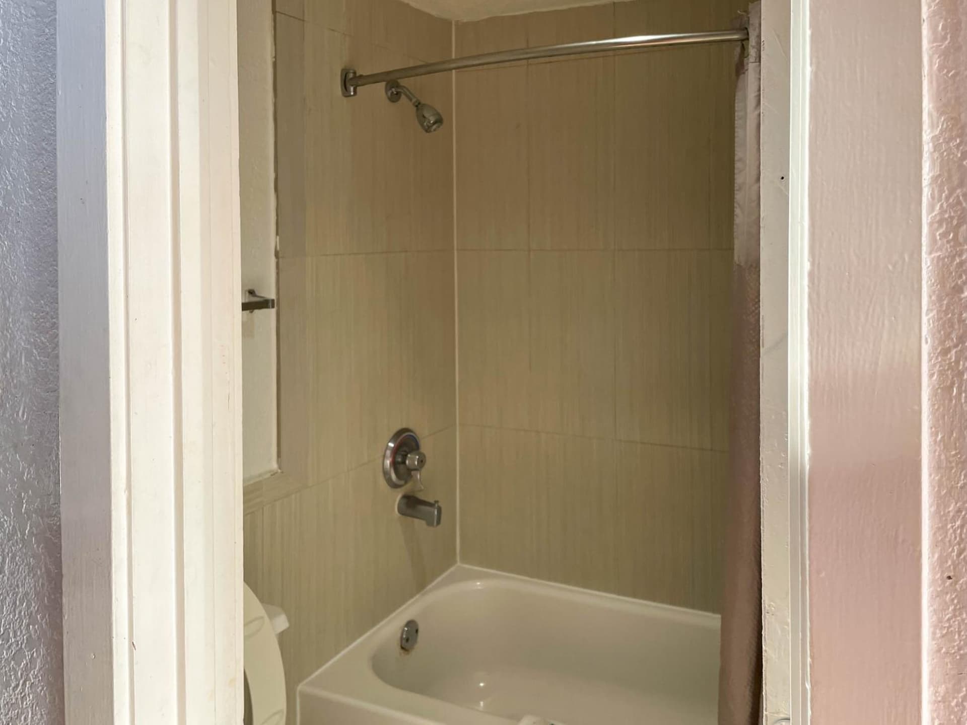 Studio 6 Houston TX Brookhollow interior in Houston, TX — gallery photo 2