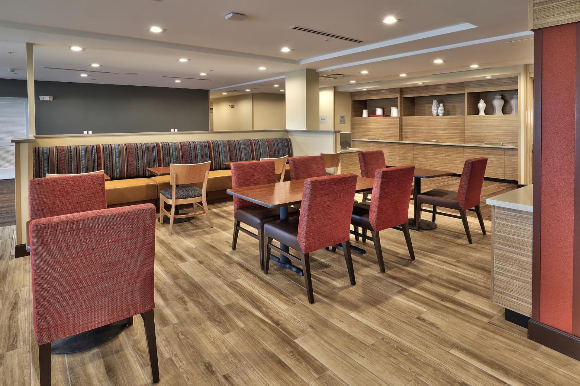 TownePlace Suites by Marriott Albuquerque Old Town interior in Albuquerque, NM — gallery photo 2