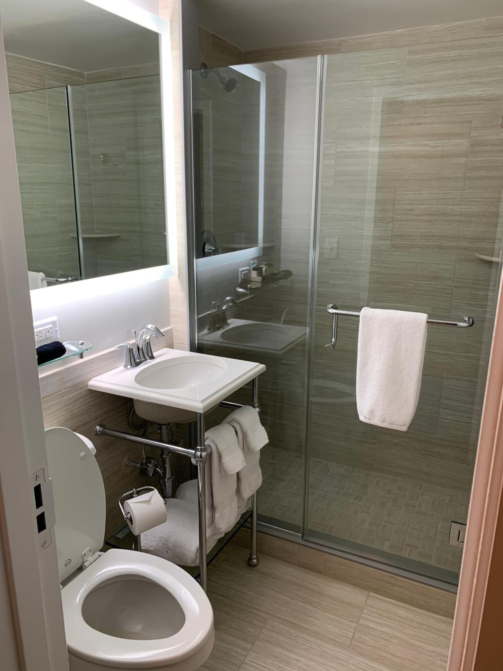 The Tidewater Inn property views in Easton, MD — gallery photo 3