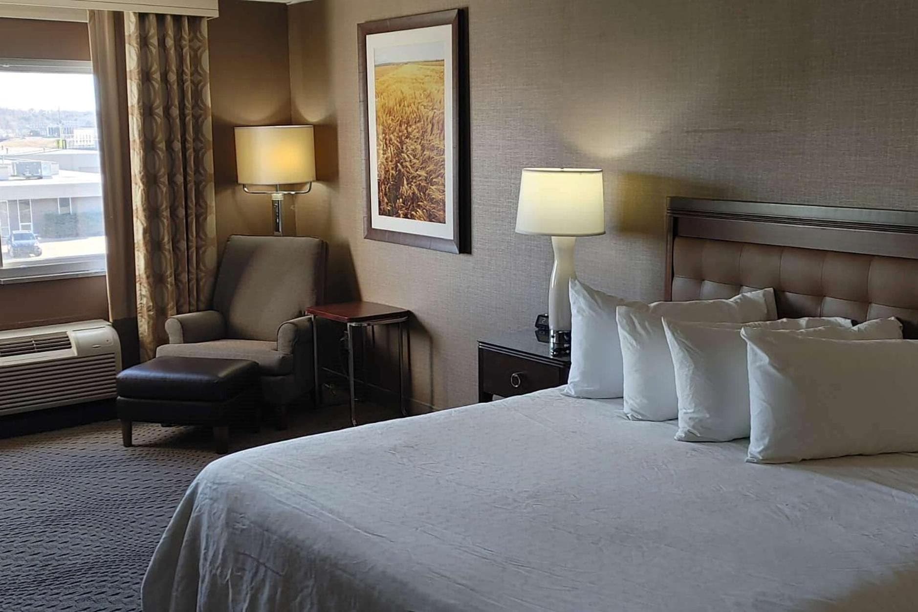 Wyndham Omaha Hotel - West Dodge gallery photo in Omaha, NE — image 54