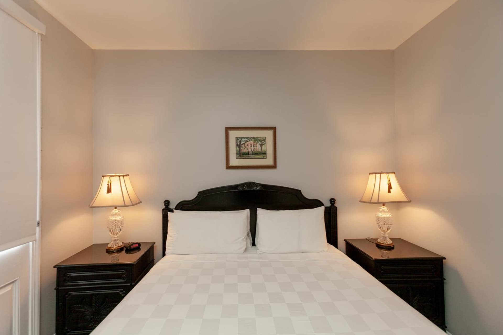 Chateau Hotel gallery photo in New Orleans, LA — image 15