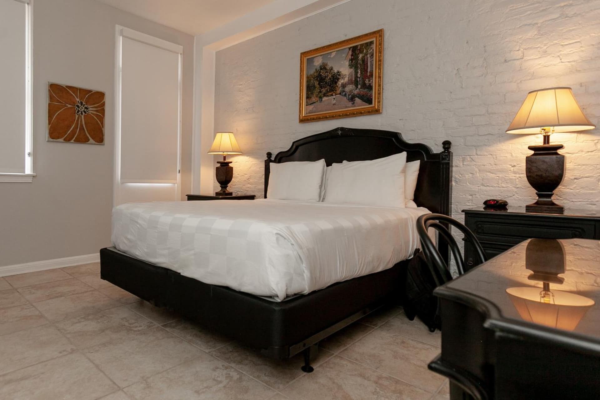 Chateau Hotel gallery photo in New Orleans, LA — image 26