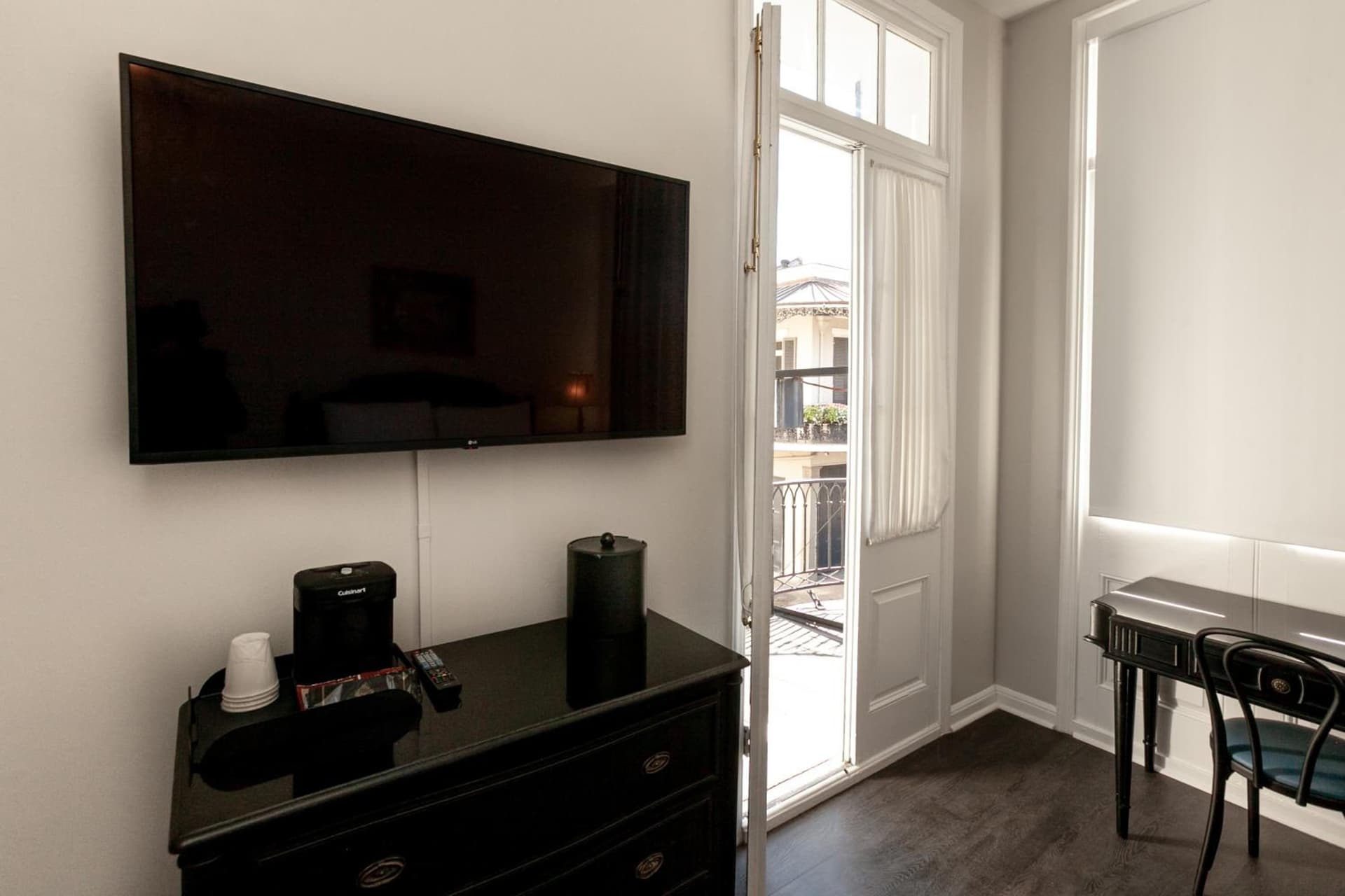 Chateau Hotel gallery photo in New Orleans, LA — image 17