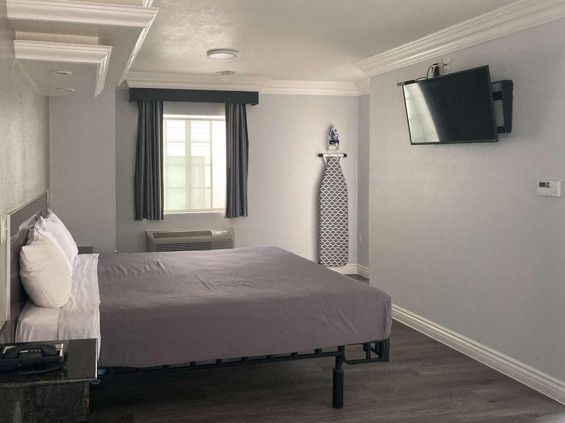 Motel 6 Glendale CA Pasadena Burbank Los Angeles gallery photo in Glendale, CA — image 33