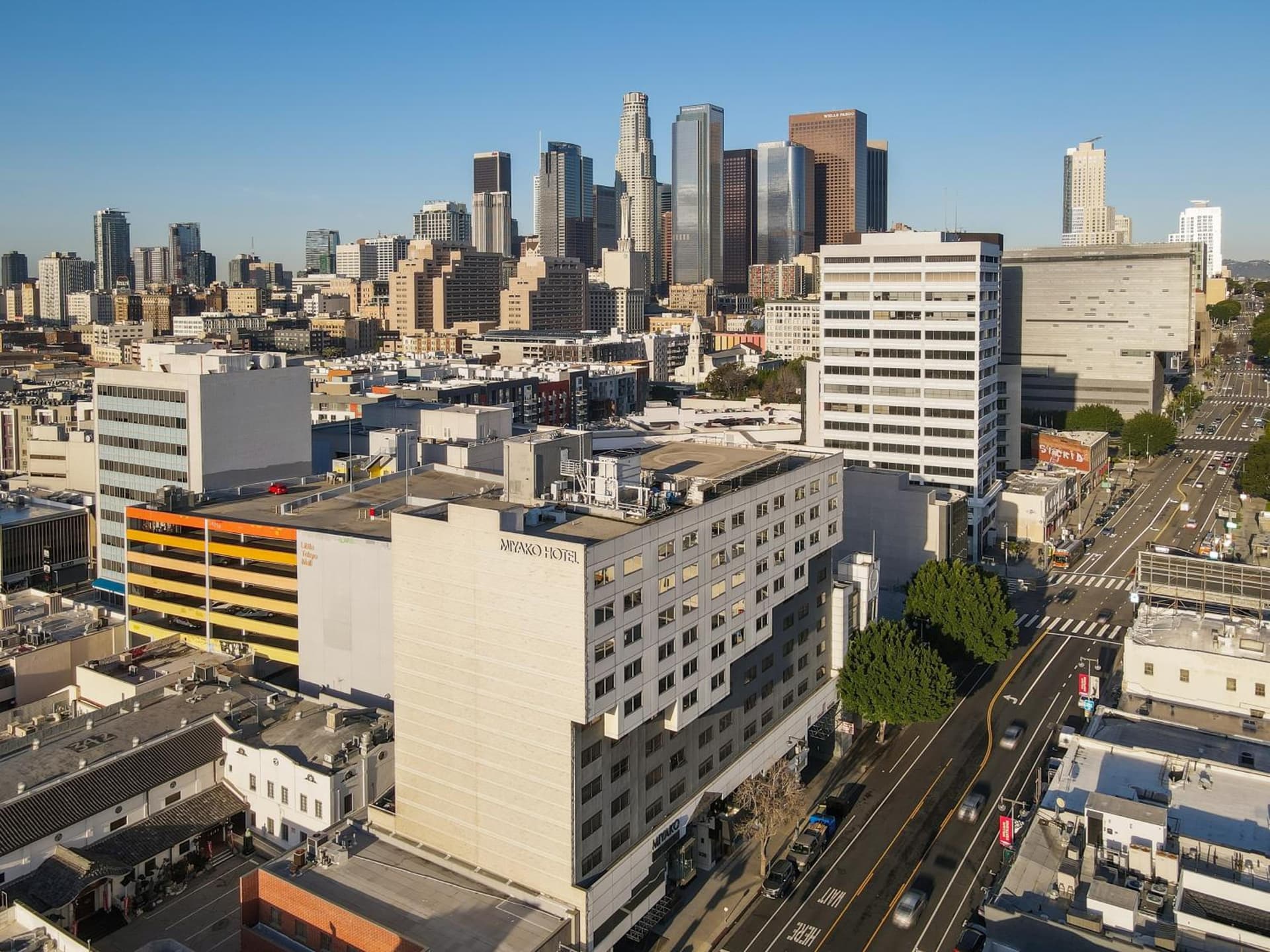 Miyako Hotel Los Angeles featured exterior or lobby in Los Angeles, CA — similar hotel