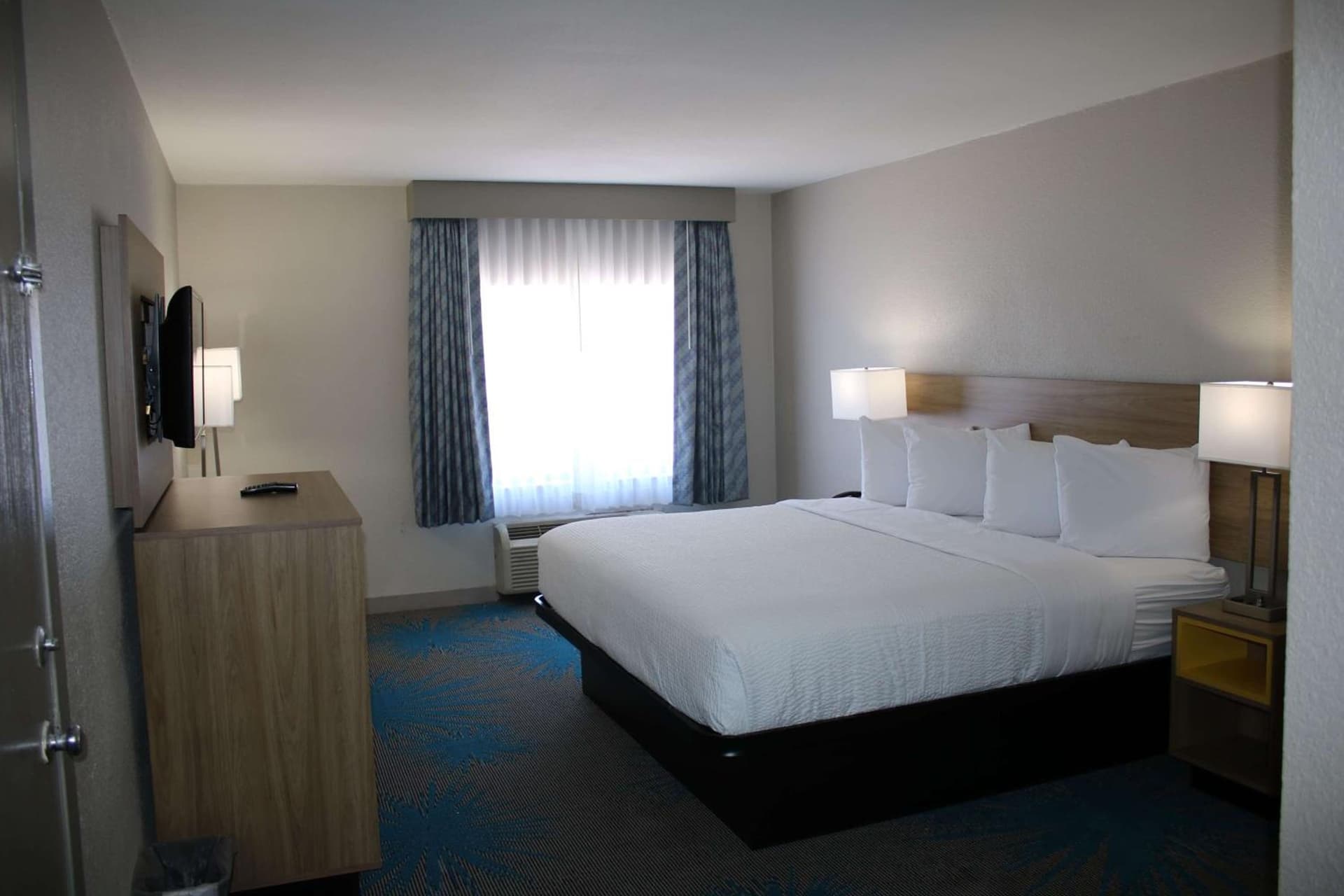 Days Inn by Wyndham Waco University Area gallery photo in Waco, TX — image 8