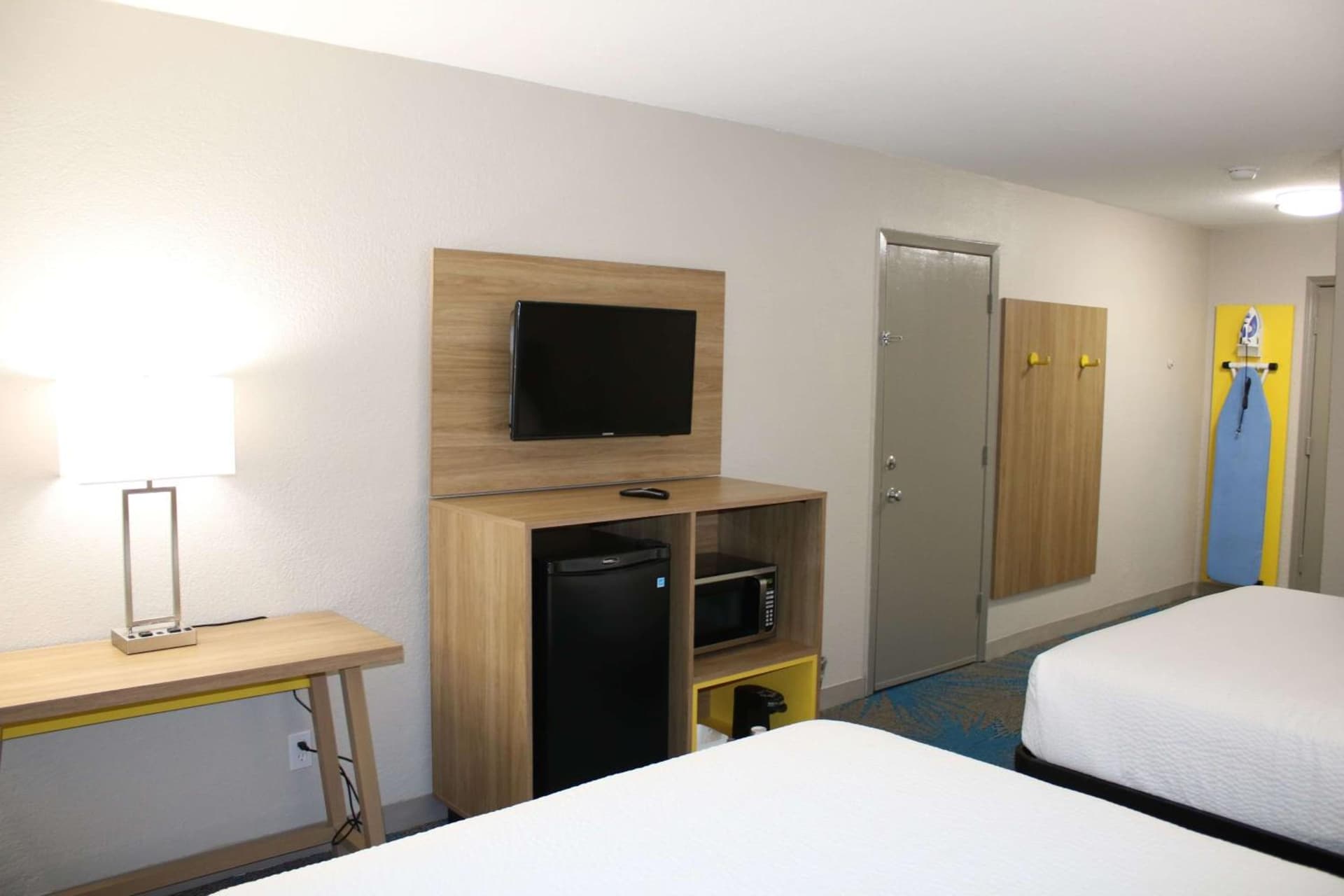 Days Inn by Wyndham Waco University Area gallery photo in Waco, TX — image 57