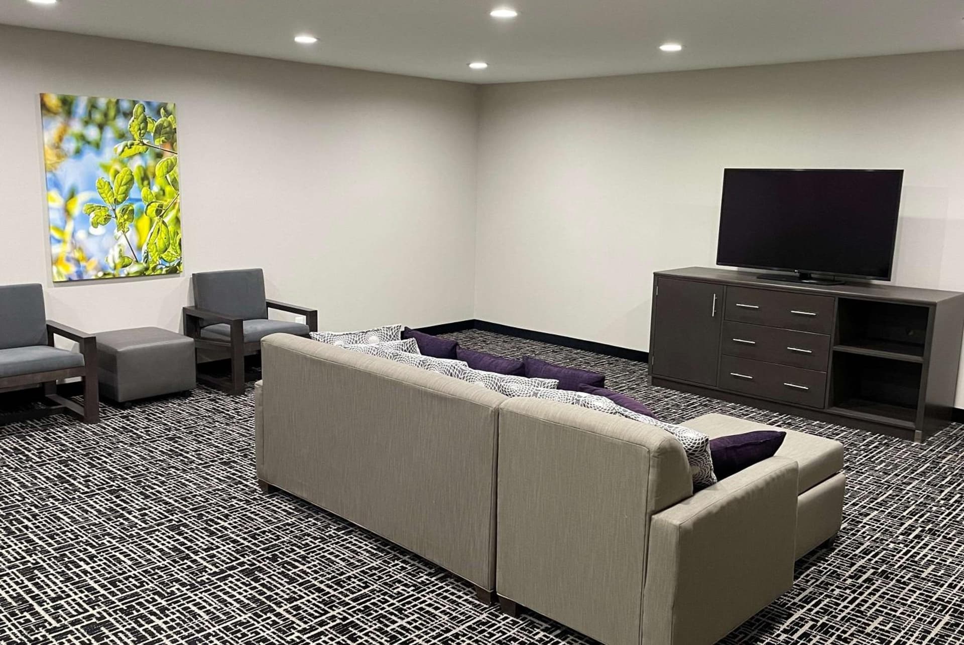 La Quinta Inn & Suites by Wyndham Indianapolis Downtown gallery photo in Indianapolis, IN — image 17