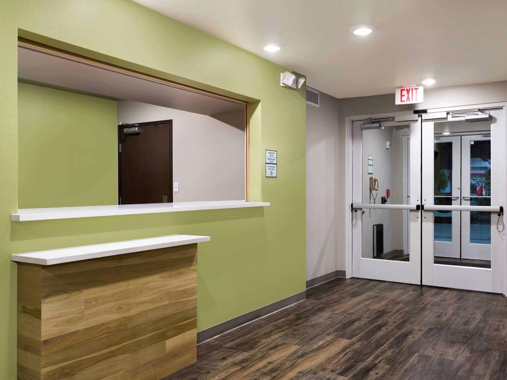 WoodSpring Suites Wixom - Novi gallery photo in Wixom, MI — image 38