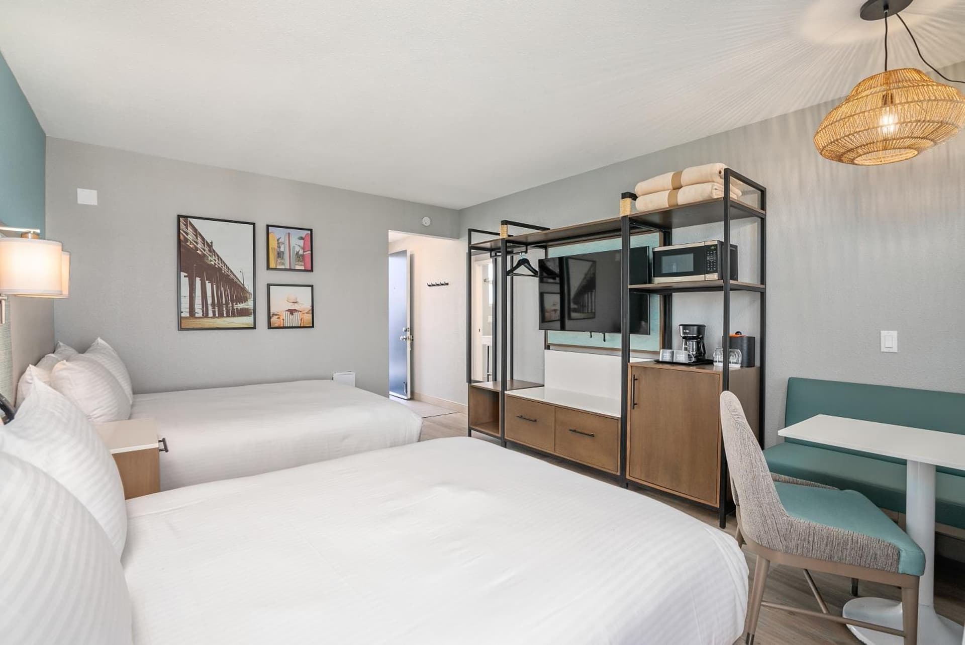 Shoreline Inn...on the beach gallery photo in Cayucos, CA — image 42