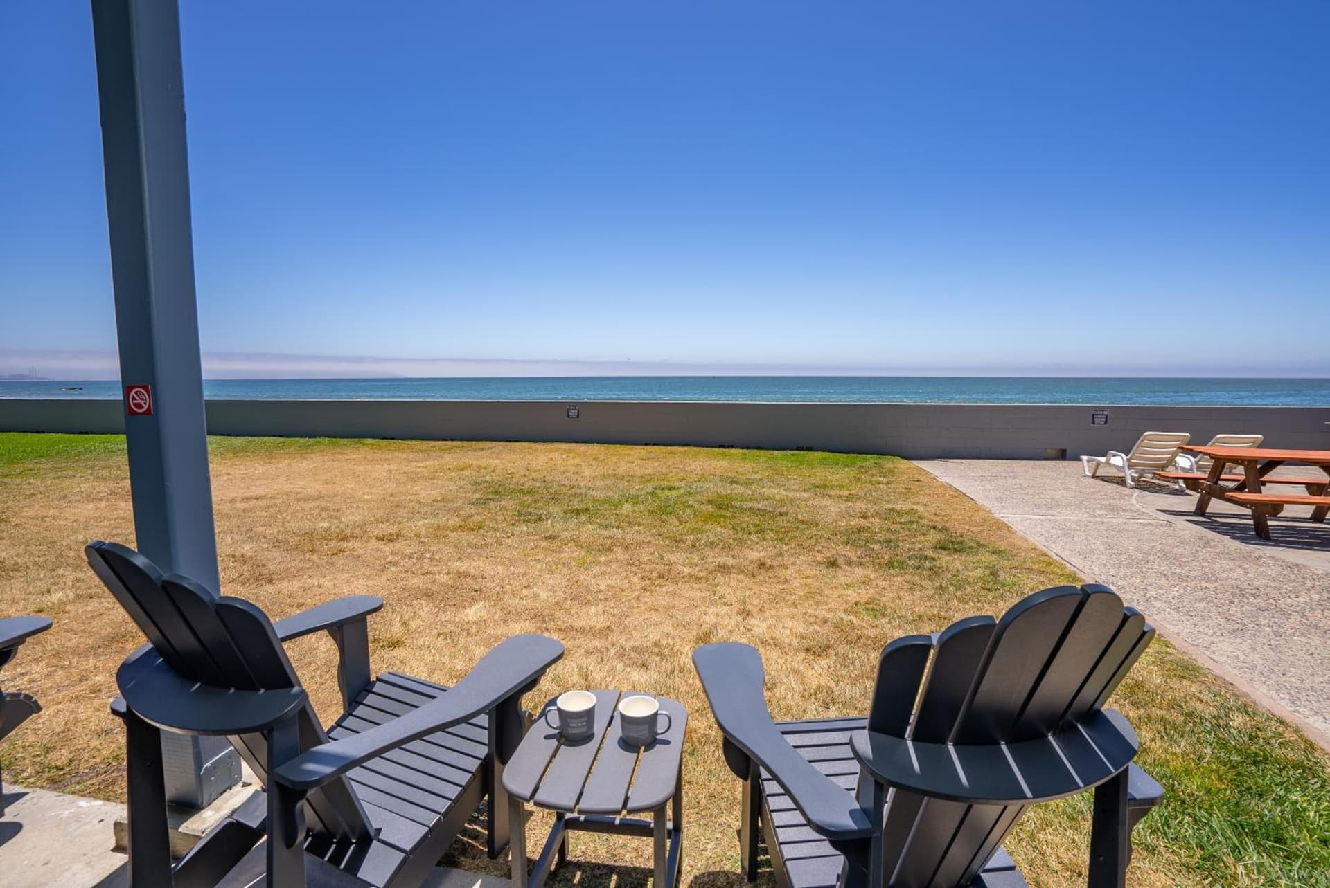 Shoreline Inn...on the beach gallery photo in Cayucos, CA — image 38
