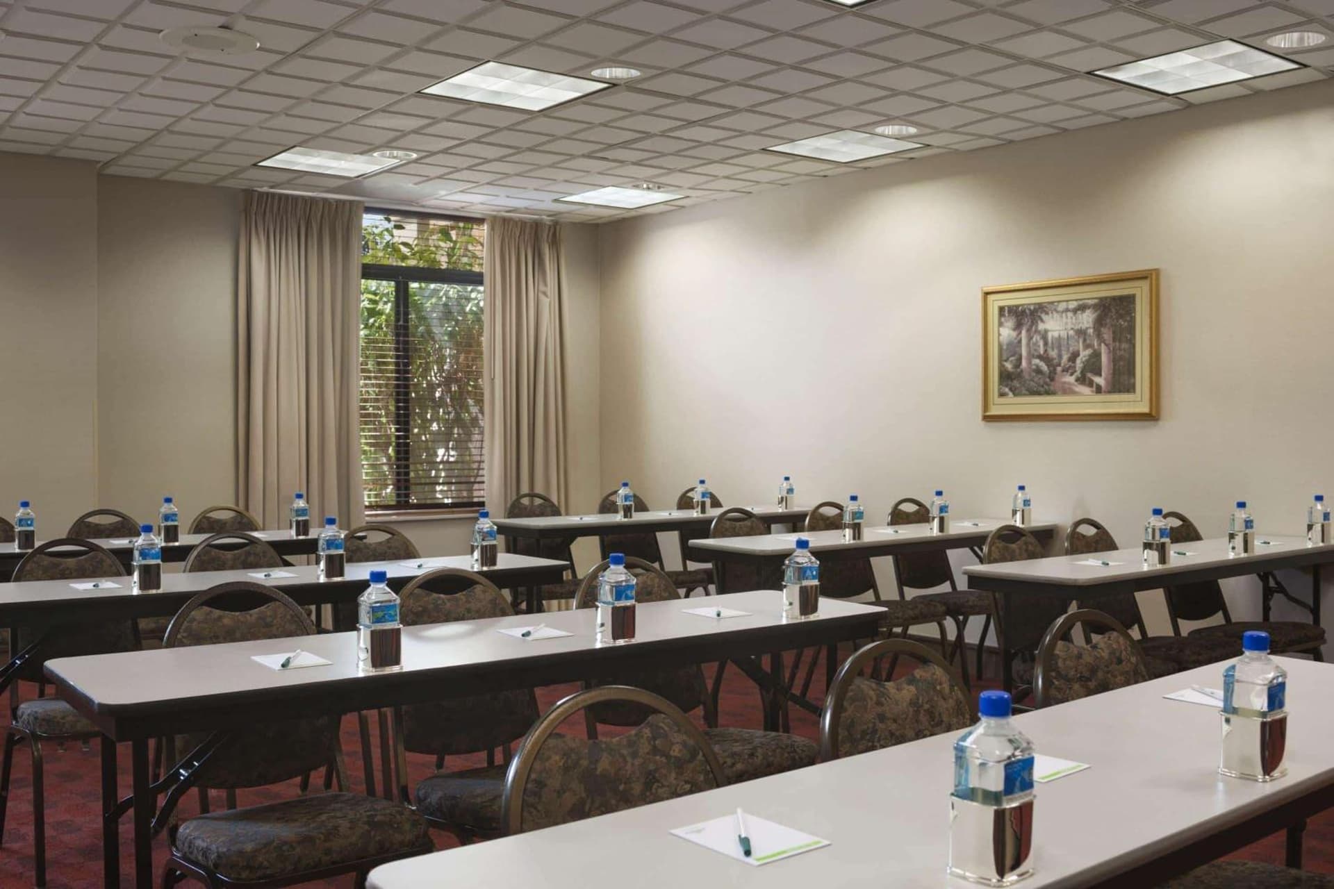 Wingate by Wyndham Chicago Schaumburg gallery photo in Schaumburg, IL — image 21