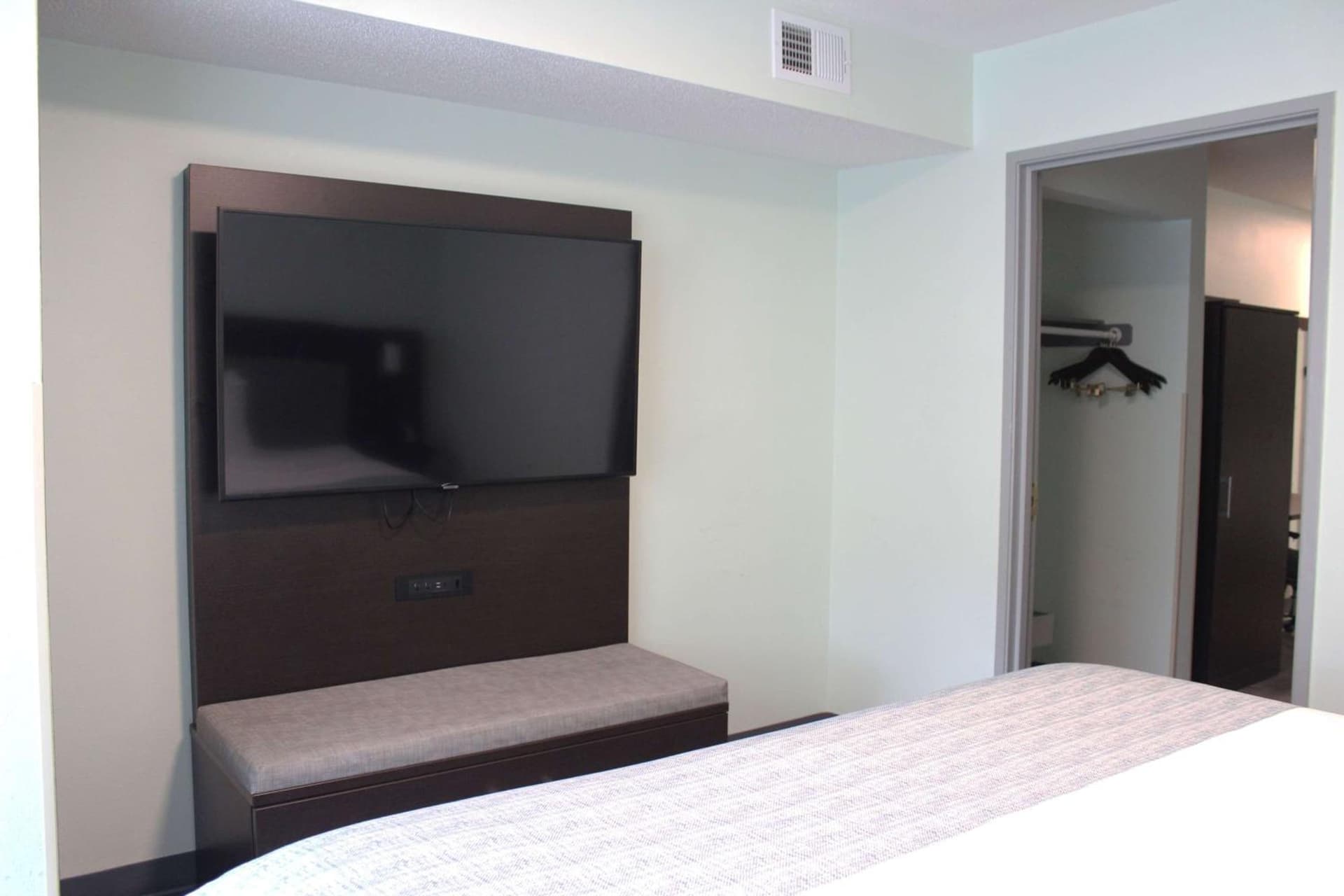 Wingate by Wyndham Waldorf - Washington DC Area gallery photo in Waldorf, MD — image 46
