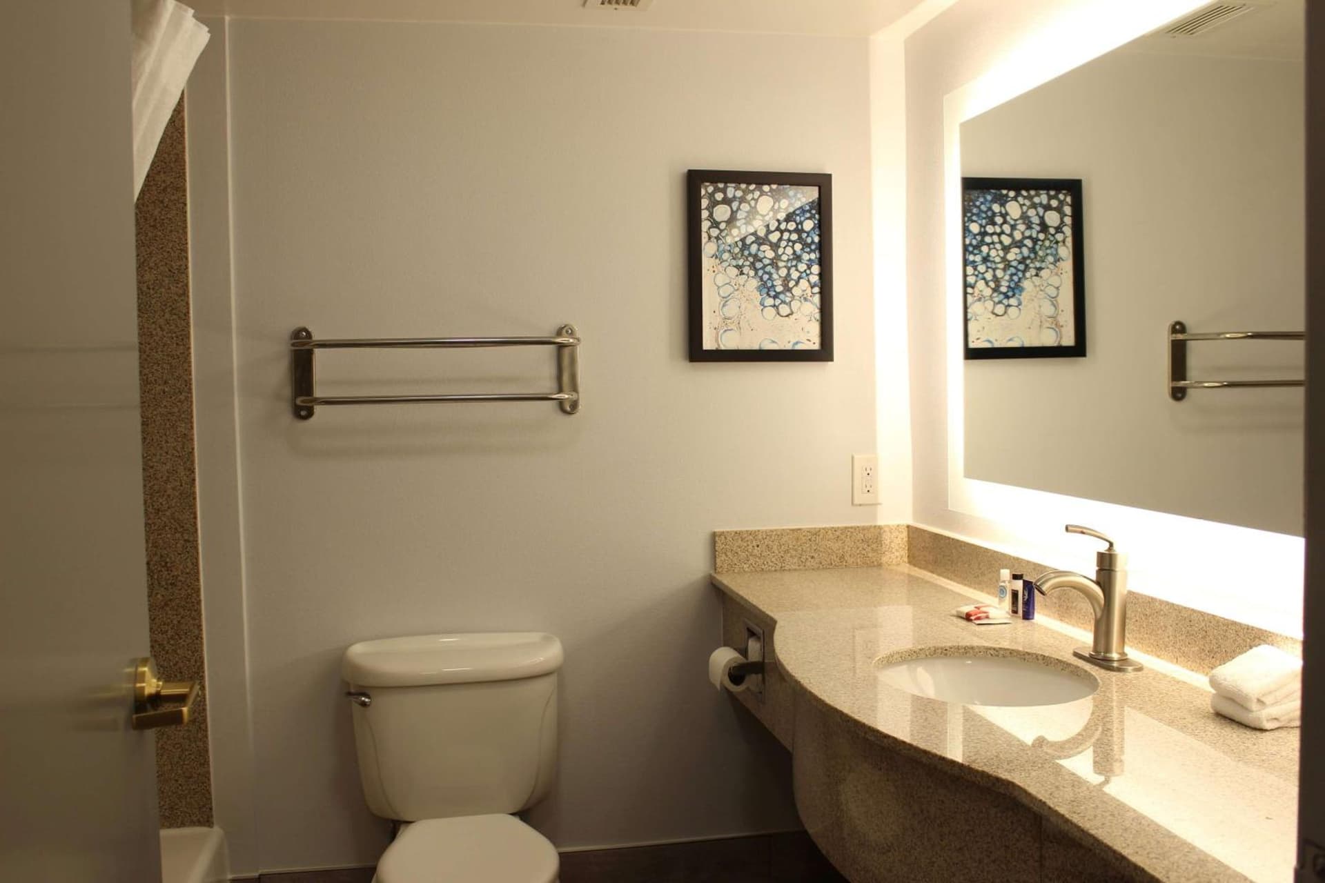 Wingate by Wyndham Waldorf - Washington DC Area gallery photo in Waldorf, MD — image 55