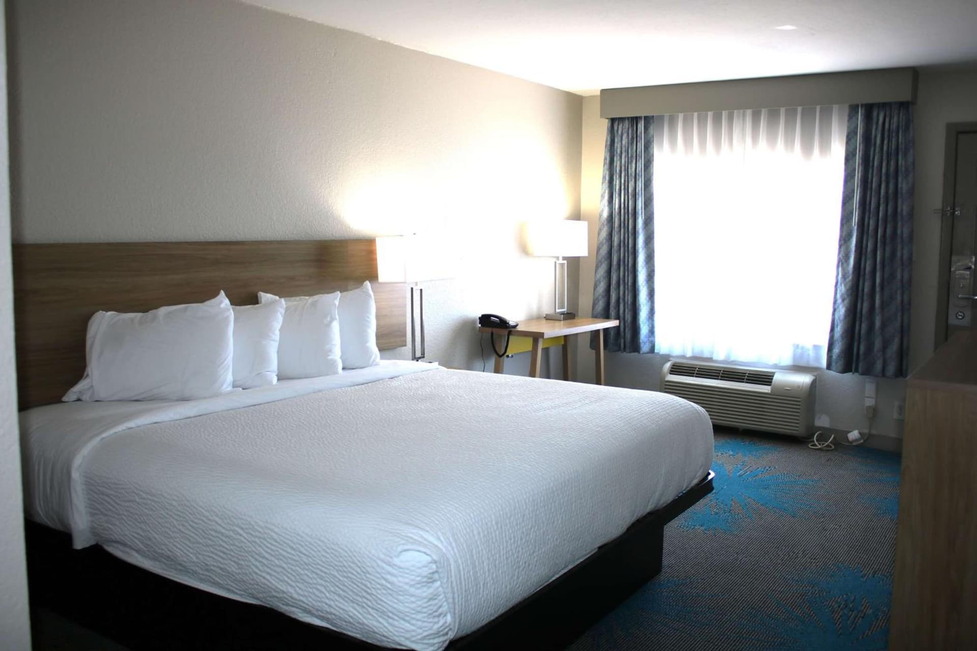 Days Inn by Wyndham Waco University Area gallery photo in Waco, TX — image 84