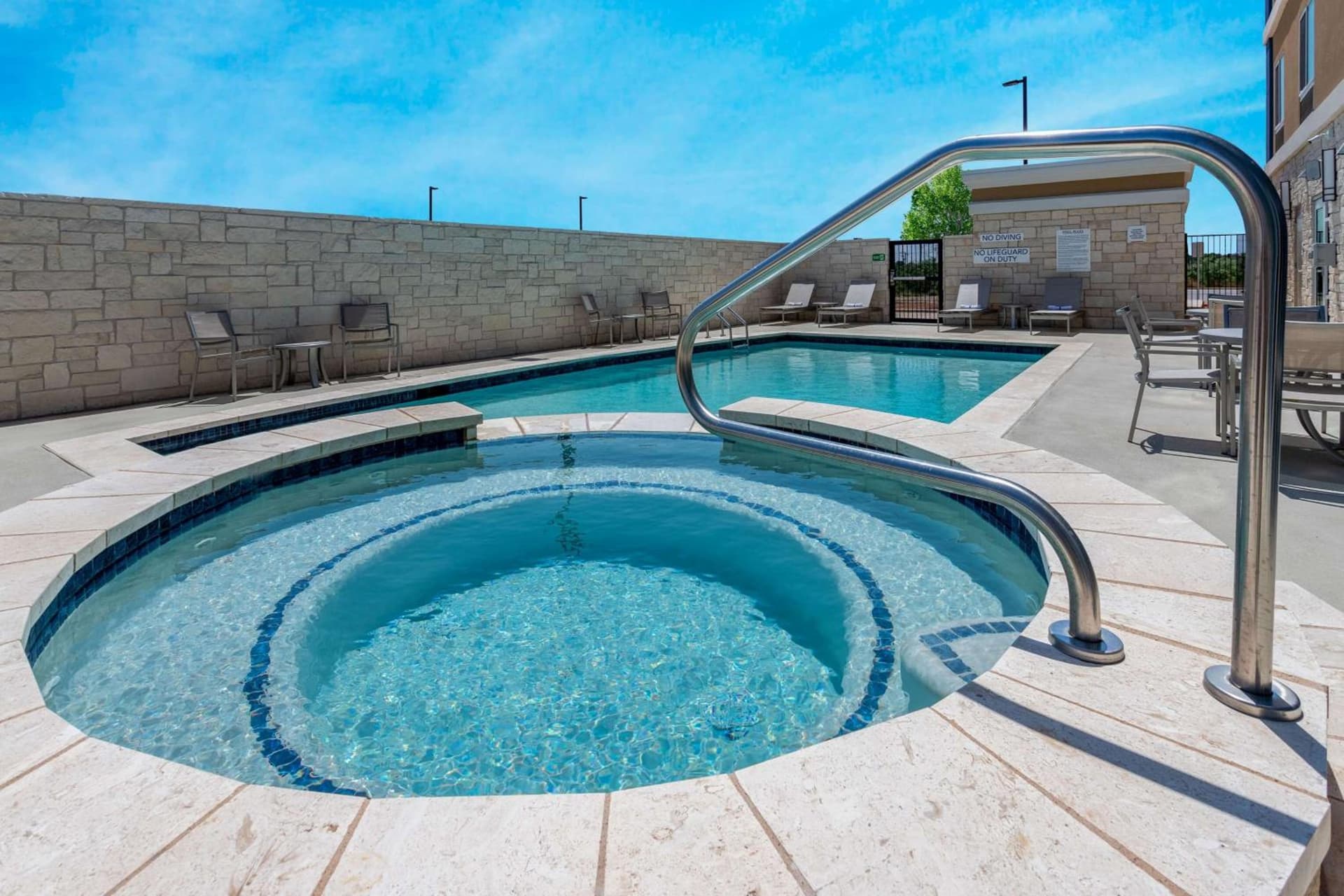 AmericInn by Wyndham San Angelo gallery photo in San Angelo, TX — image 19
