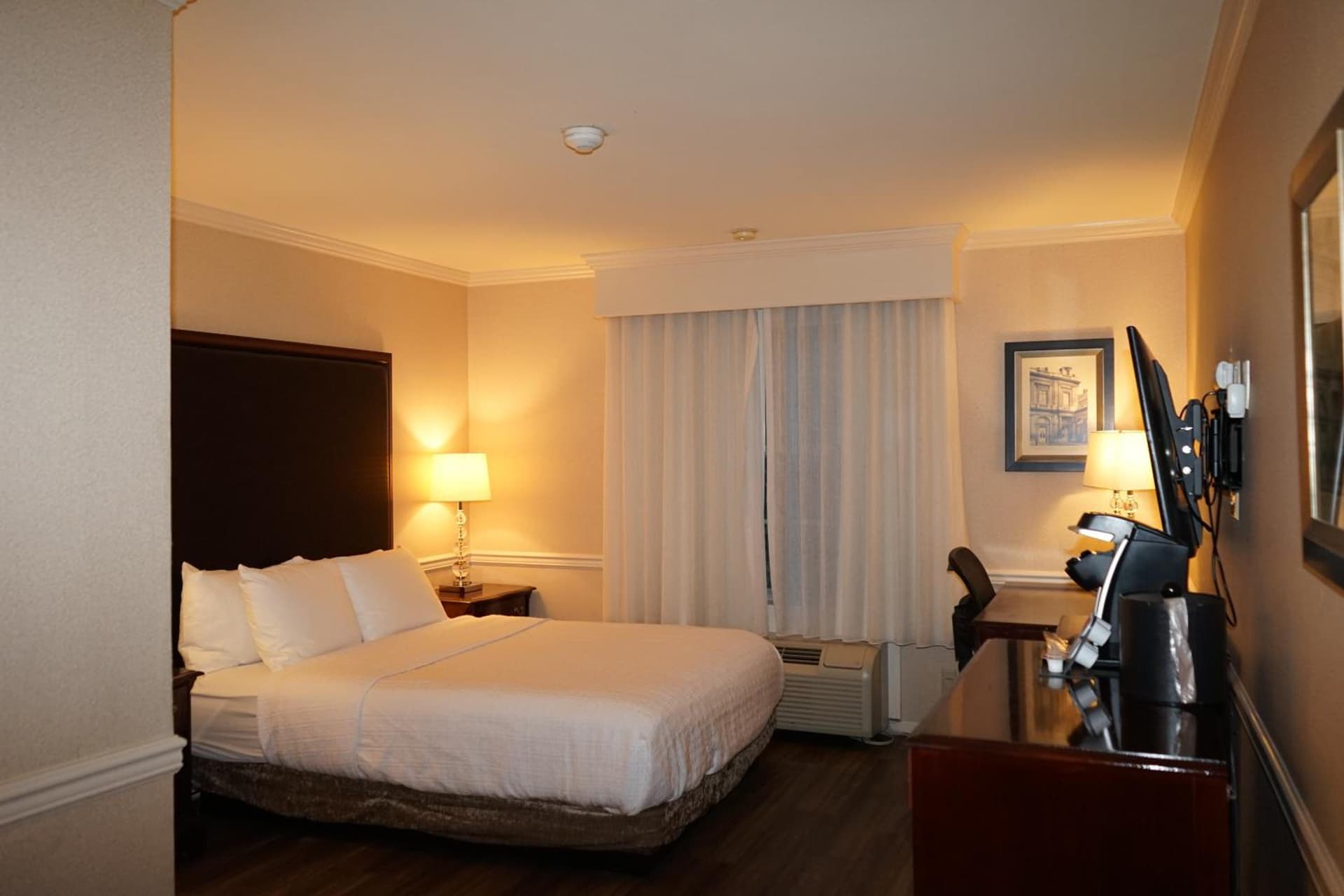 Wingate by Wyndham Bellingham Heritage Inn gallery photo in Bellingham, WA — image 16