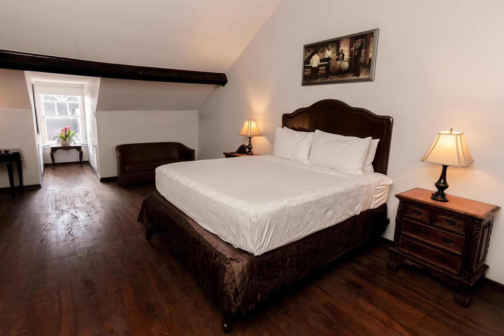 Chateau Hotel gallery photo in New Orleans, LA — image 30