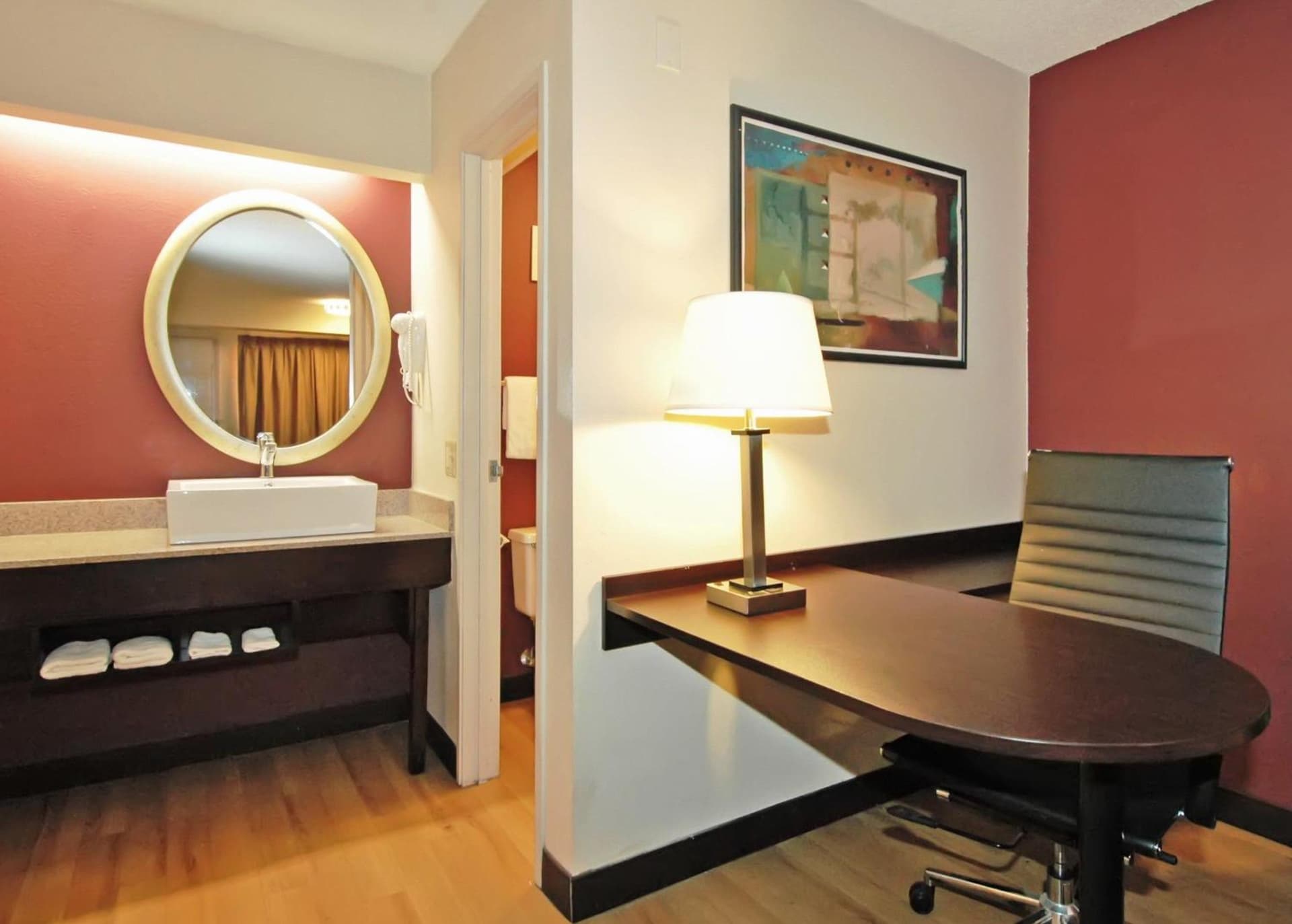 Red Roof Inn PLUS Chicago - Hoffman Estates gallery photo in Hoffman Estates, IL — image 15
