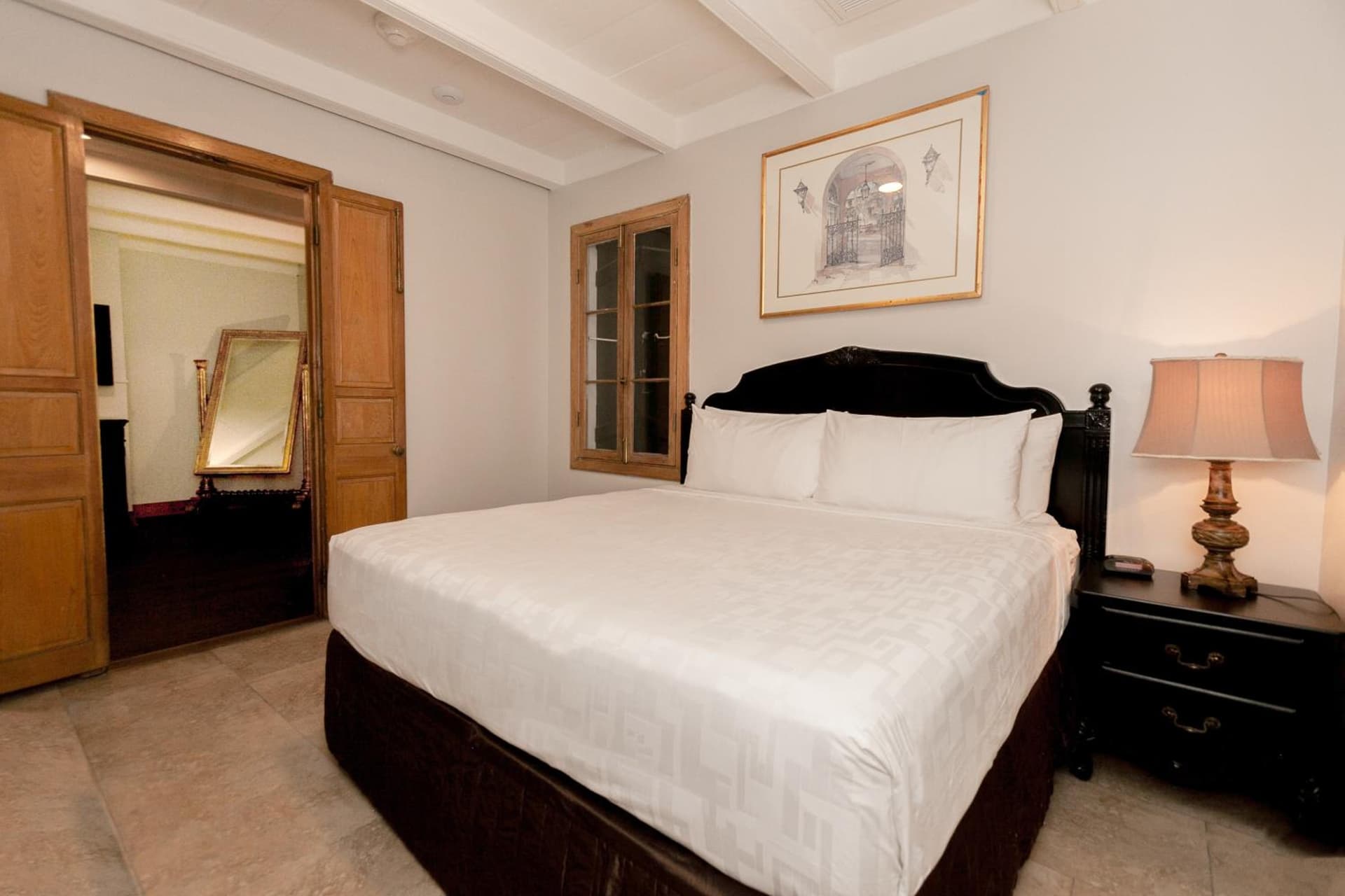 Chateau Hotel gallery photo in New Orleans, LA — image 4
