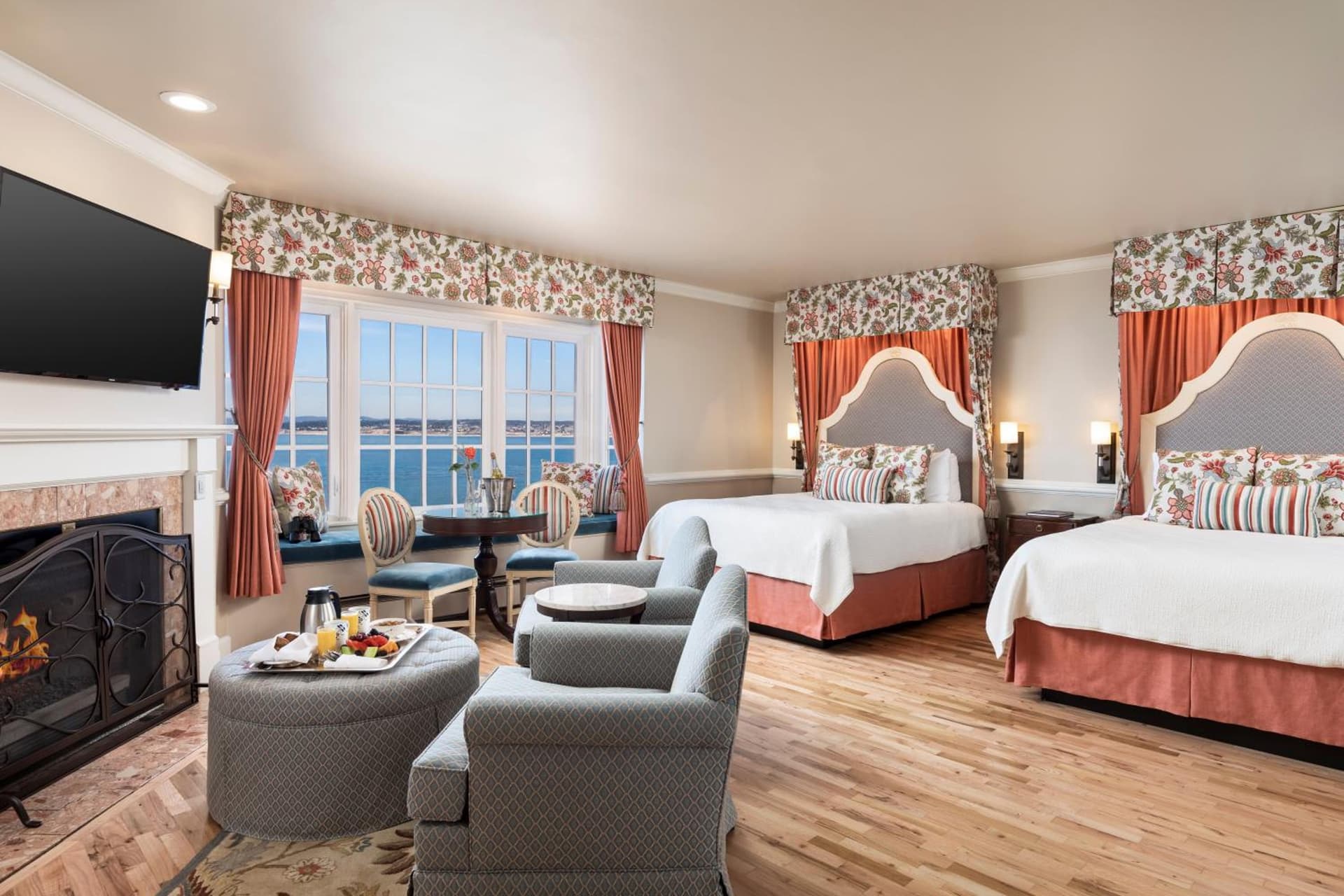 Spindrift Inn property views in Monterey, CA — gallery photo 3
