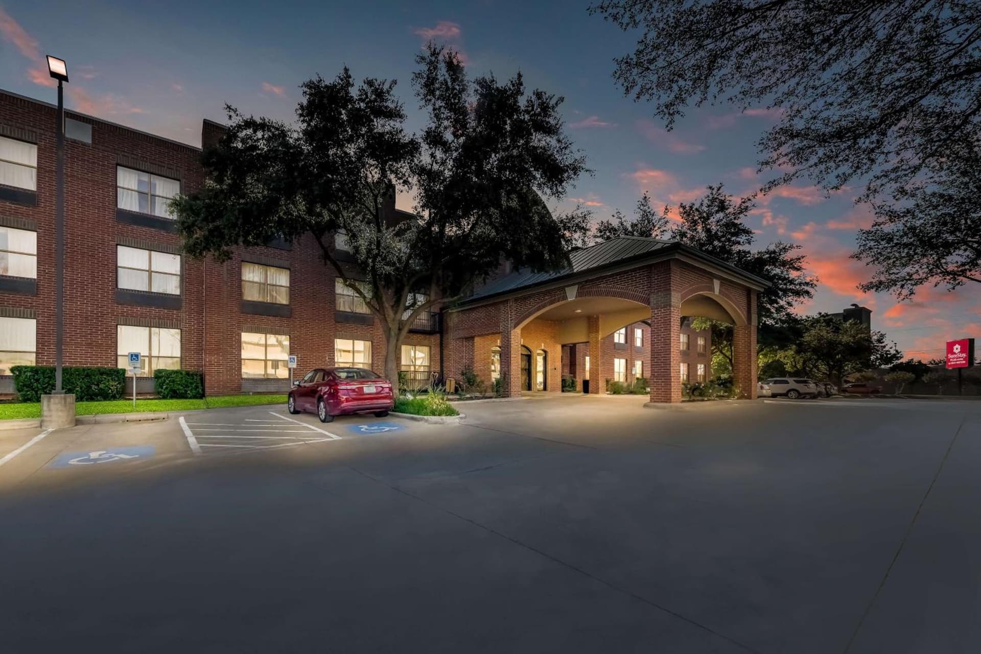 Comfort Suites Plano East - Richardson gallery photo in Plano, TX — image 11