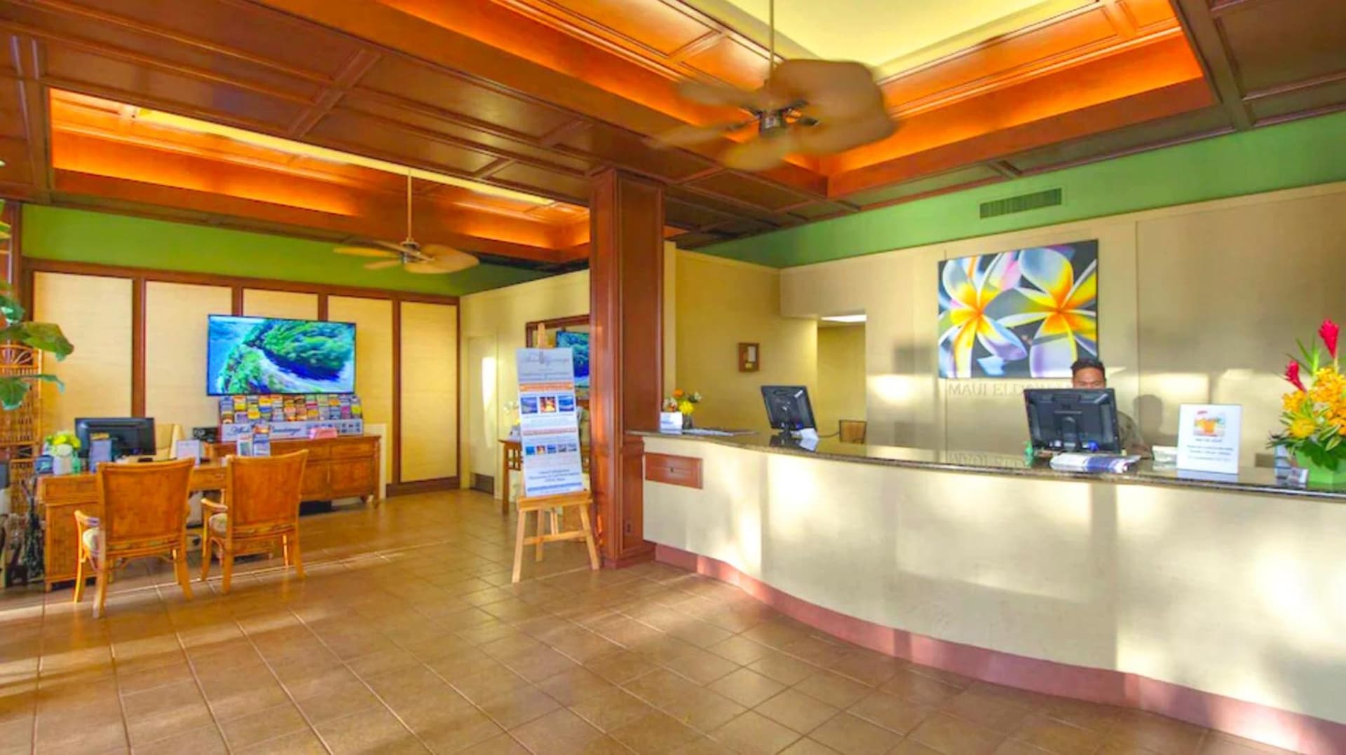 Maui Eldorado B200-Large lanai w/ocean/golf course views interior in Lahaina, HI — gallery photo 2