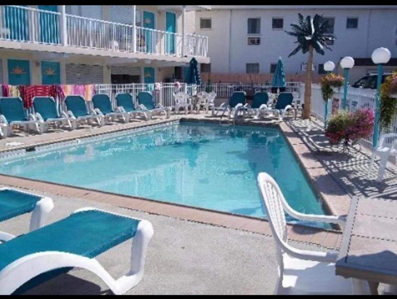 Buttercup Suites Wildwood Crest Beach interior in Wildwood Crest, NJ — gallery photo 2