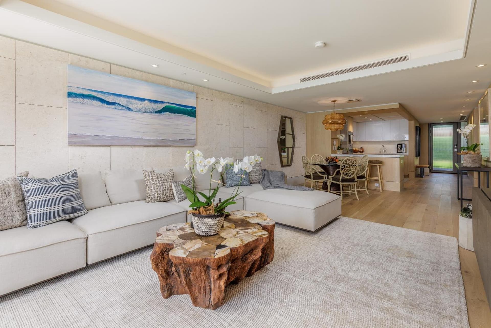 Hapuna Beach Residences Condo - Luxury Redefined - Oceanfront interior in Hapuna Beach — gallery photo 2