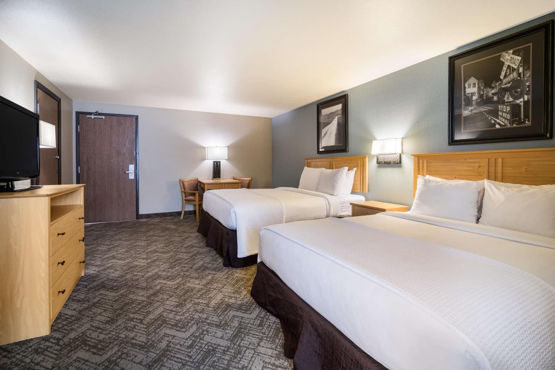 Best Western Golden Spike Inn & Suites property views in Hill City, SD — gallery photo 3