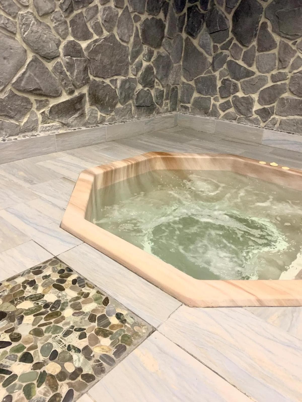 Beech Mountain Studio Near Slopes, Land of Oz & Trails interior in Beech Mountain, NC — gallery photo 2