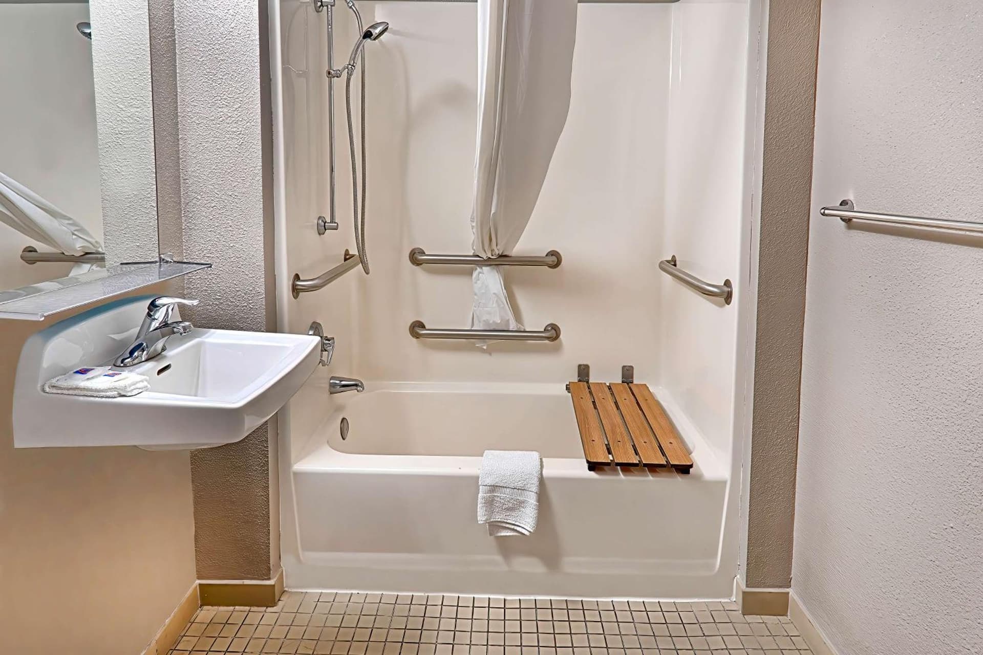Motel 6-Lancaster, CA gallery photo in Lancaster, CA — image 8