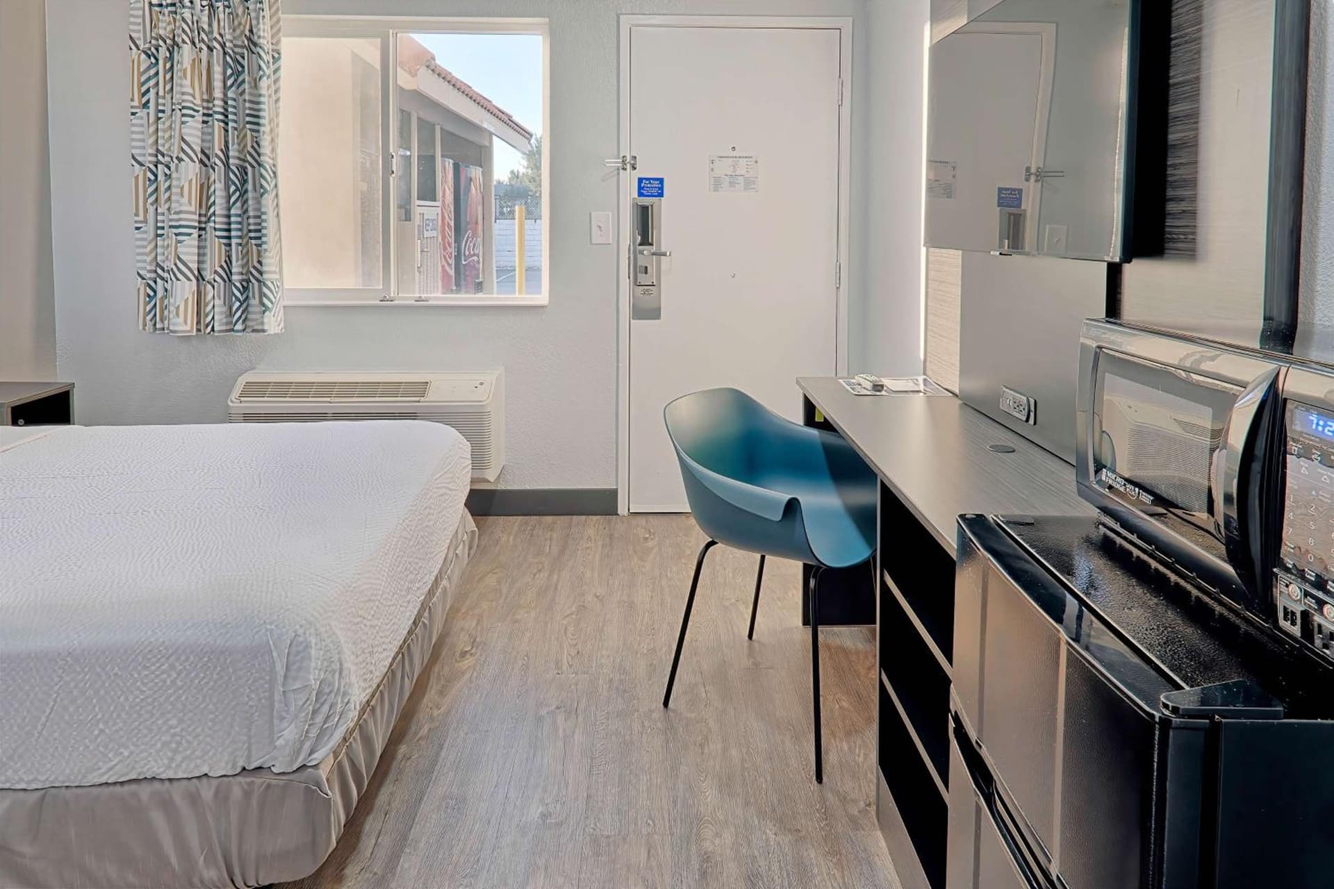 Motel 6-Lancaster, CA gallery photo in Lancaster, CA — image 43